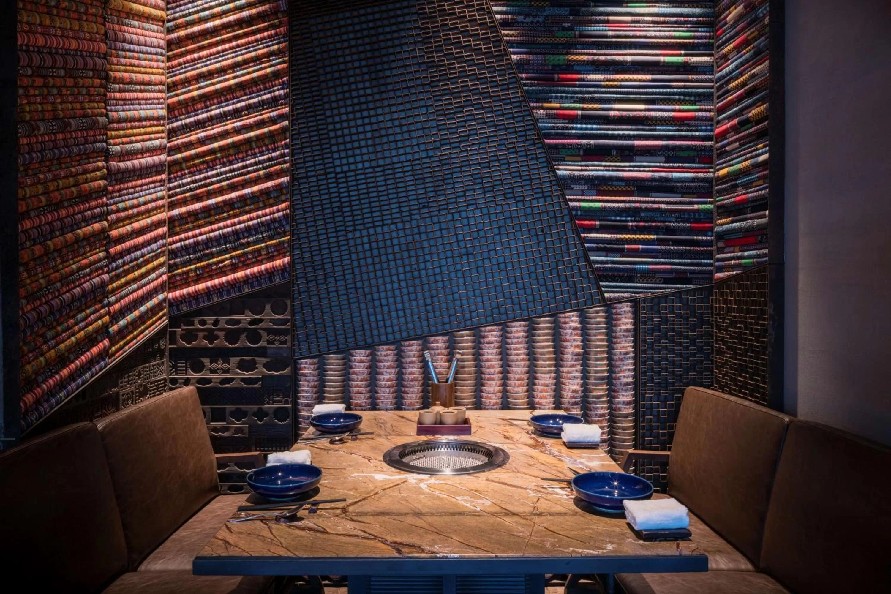 Restaurant/places to eat in Hyatt Regency Qingdao - Stone old beach - Exhibition Center