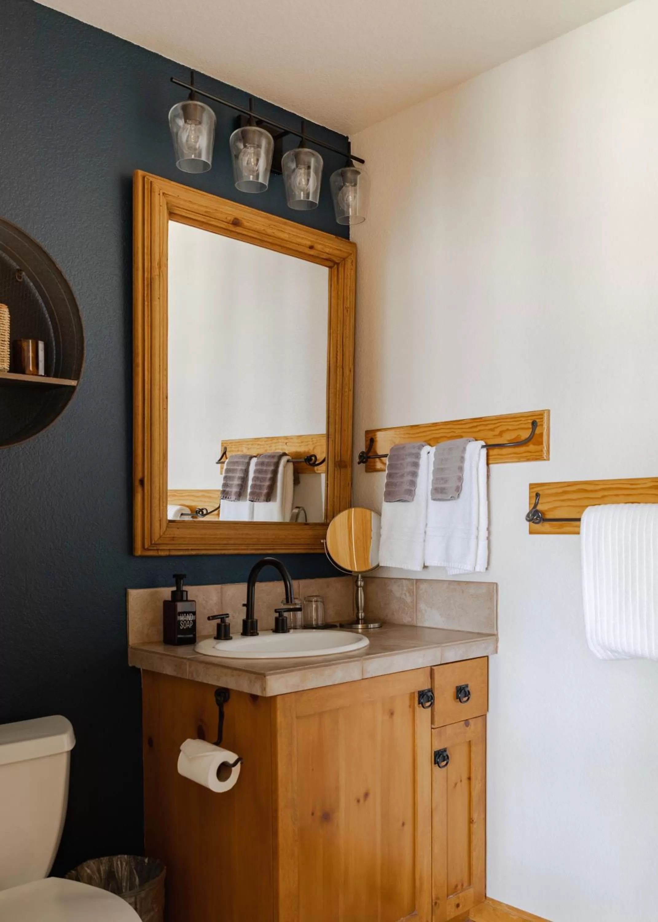 Bathroom in Black Bear Lodge
