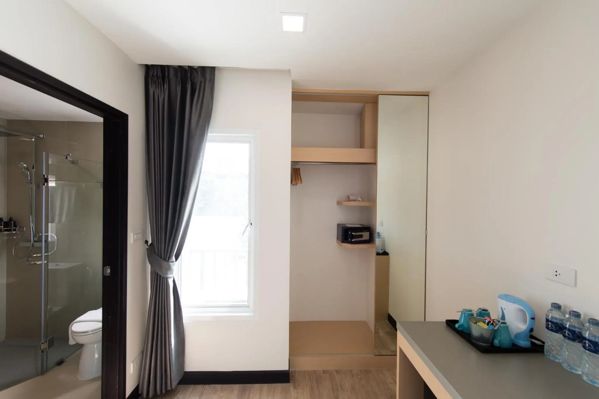 Coffee/tea facilities in Tarawish Hotel