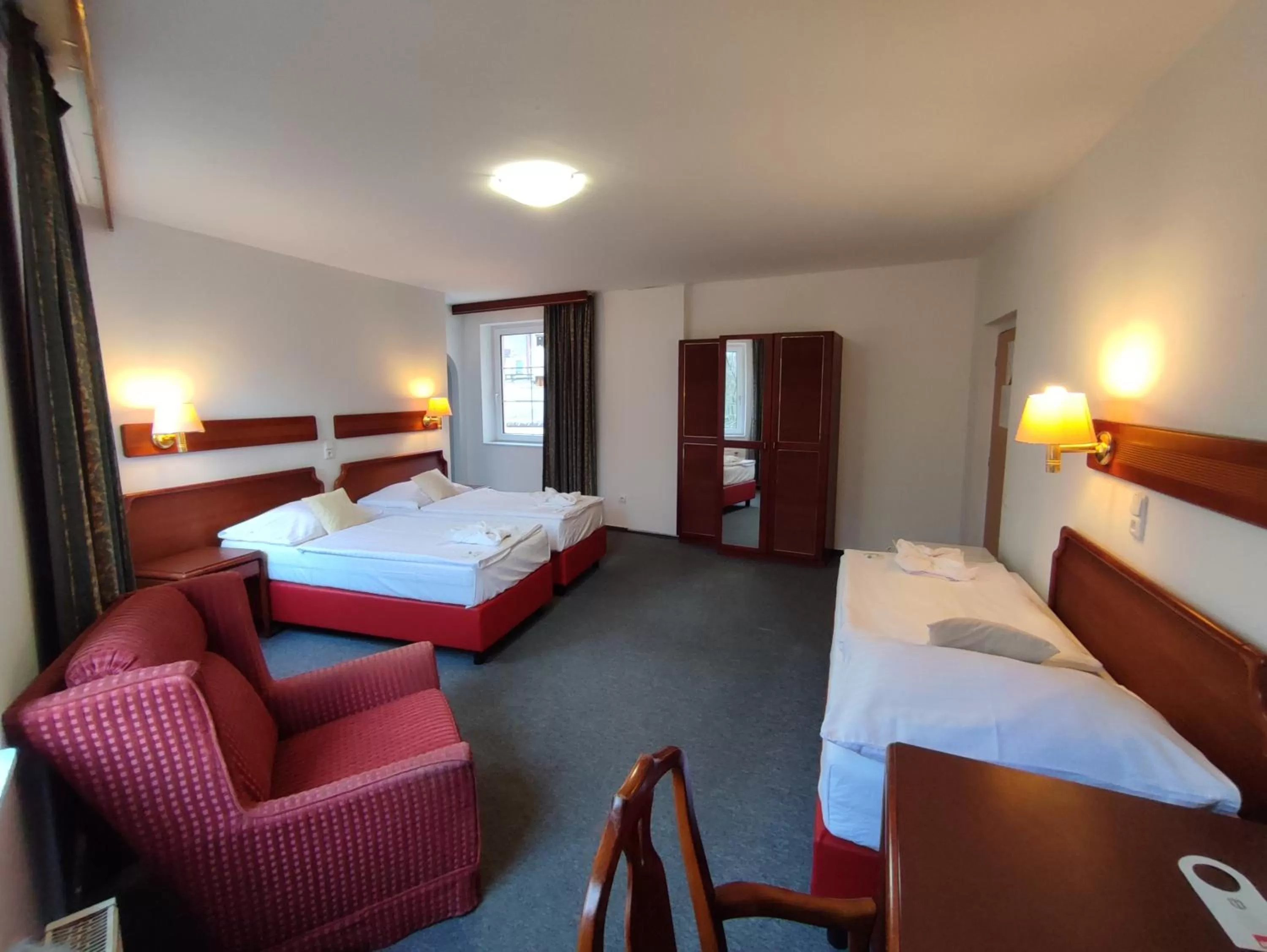 Photo of the whole room, Bed in Hotel Bohemia Excellent