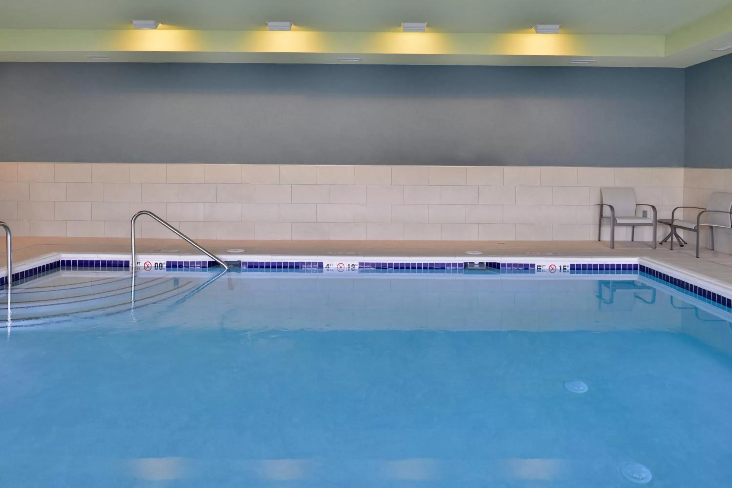 Swimming pool in Holiday Inn Express & Suites - Olathe West by IHG