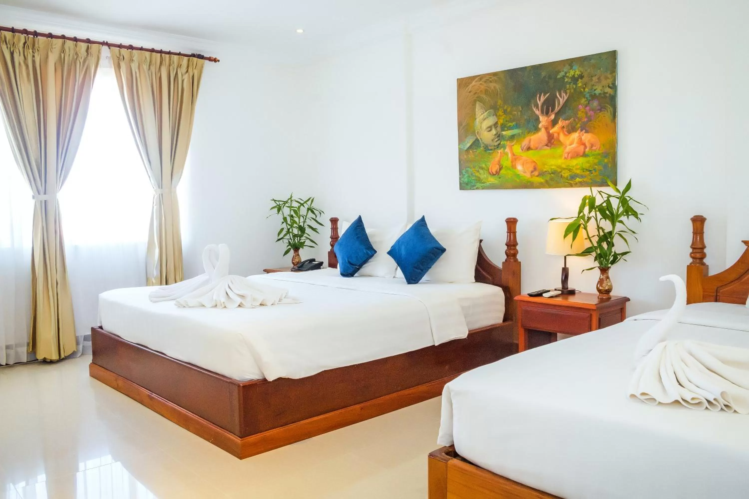 Family, Bed in The Blanc Residence