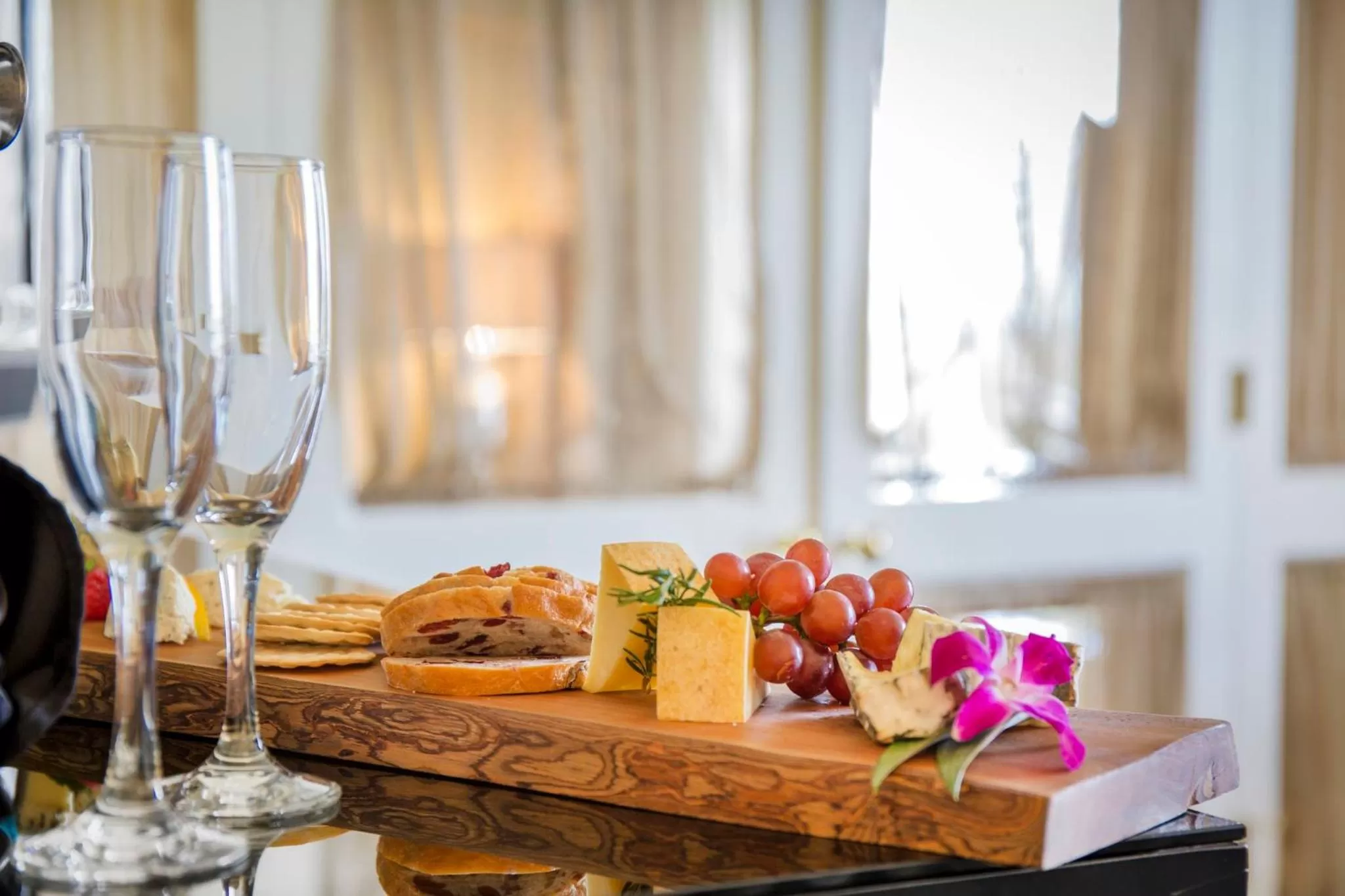 Restaurant/places to eat in Omni Houston Hotel