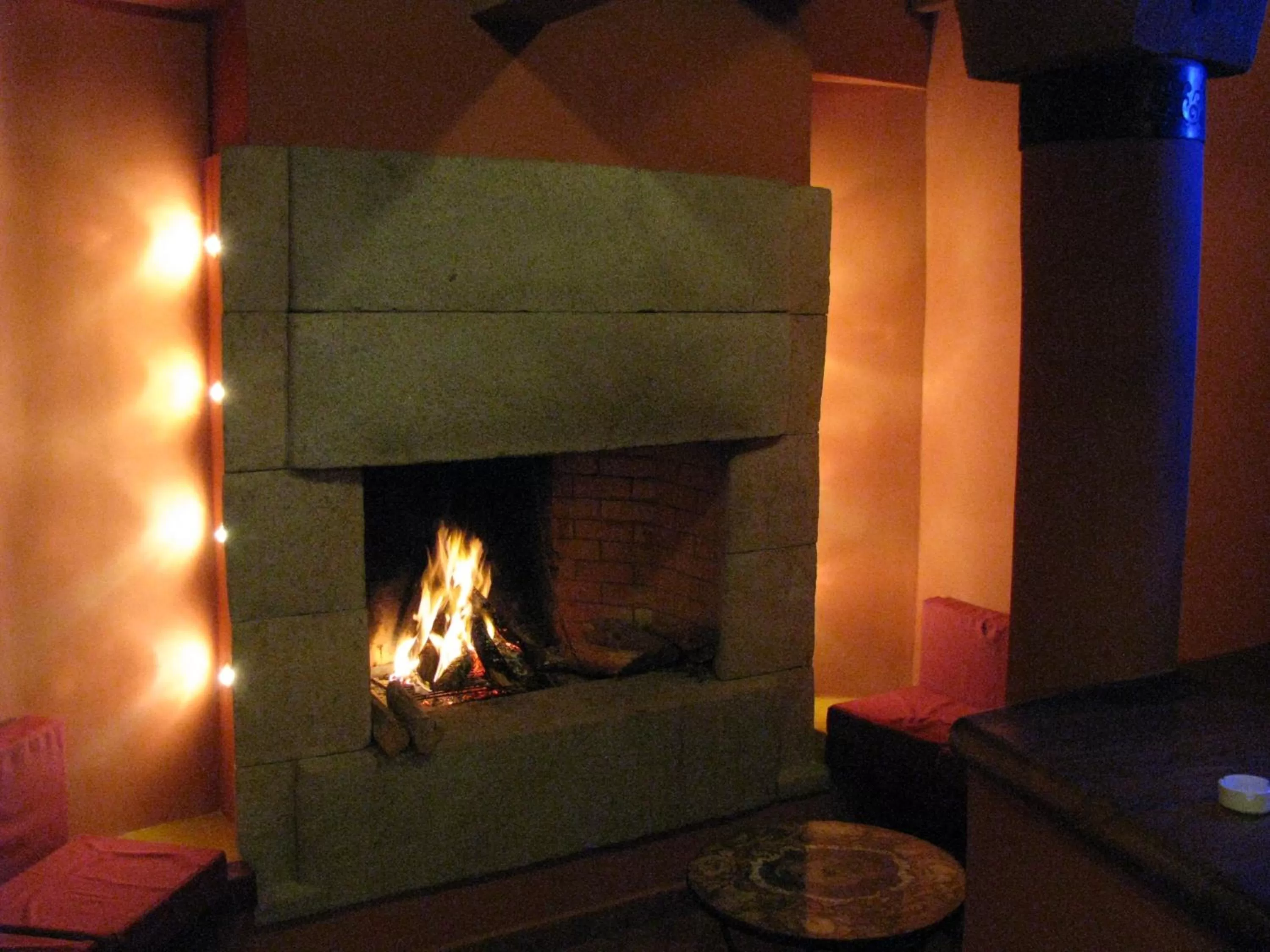 Restaurant/places to eat, BBQ Facilities in Belvedere Hotel