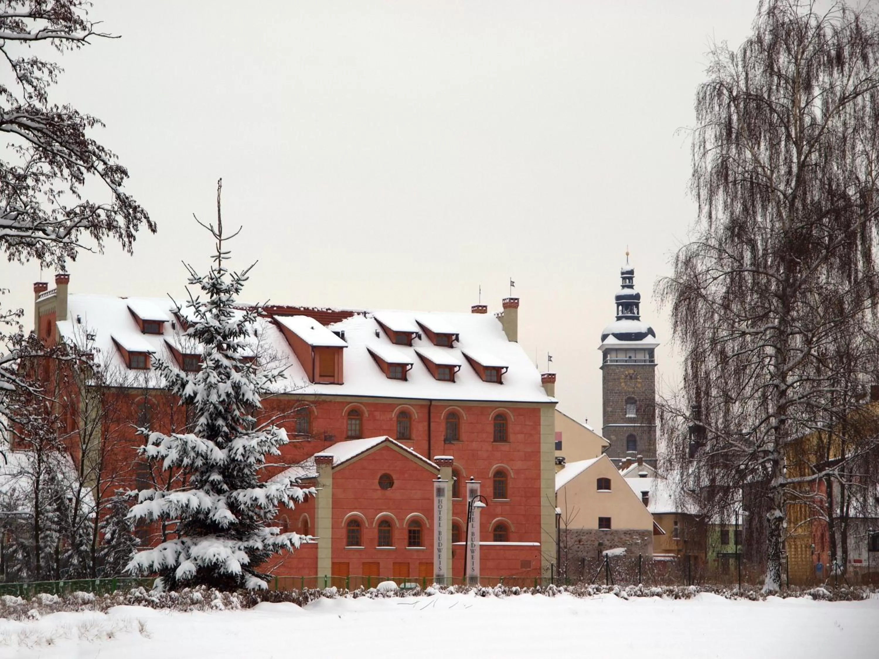 Facade/entrance, Winter in Hotel Budweis
