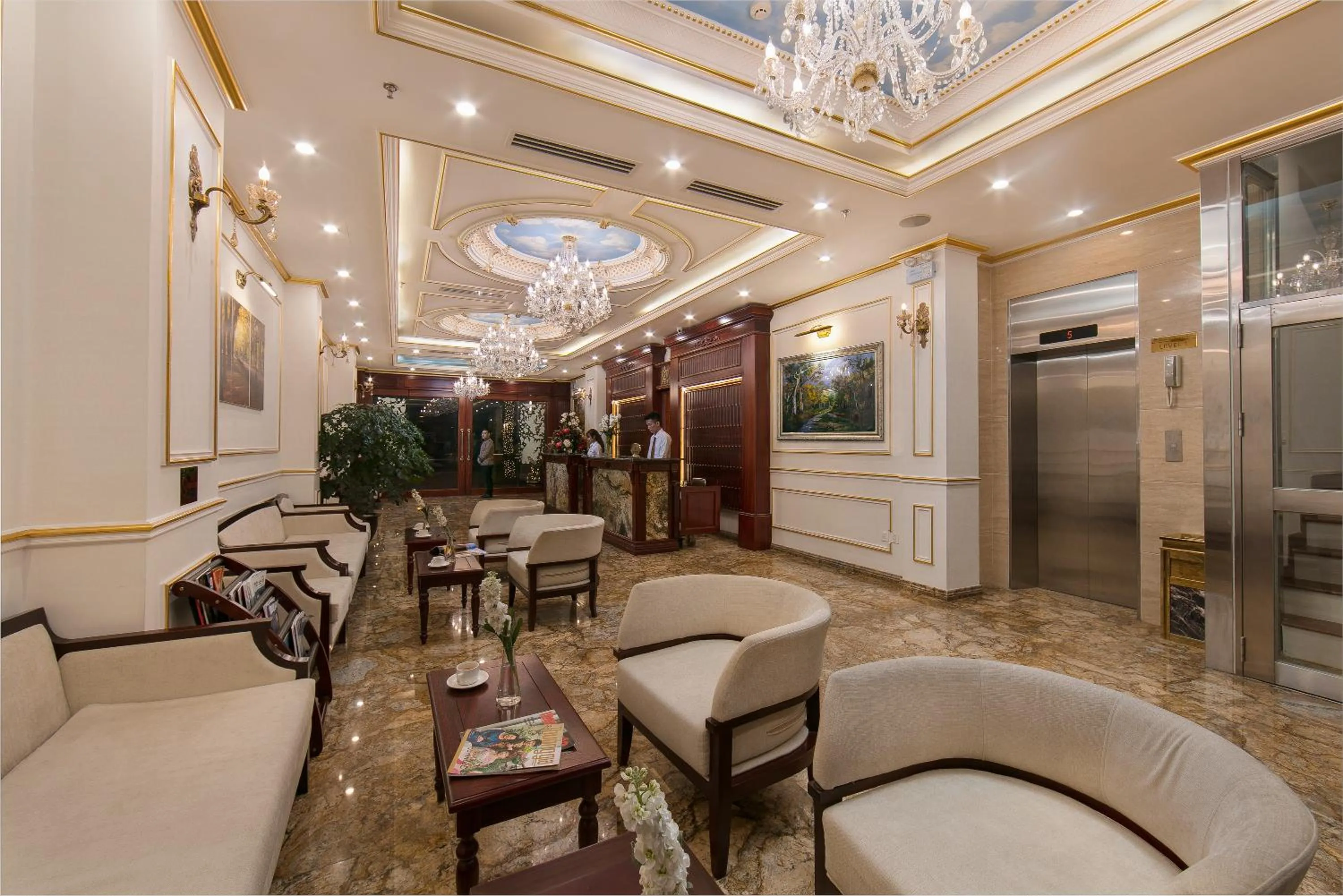 Living room in Royal St Hanoi Hotel