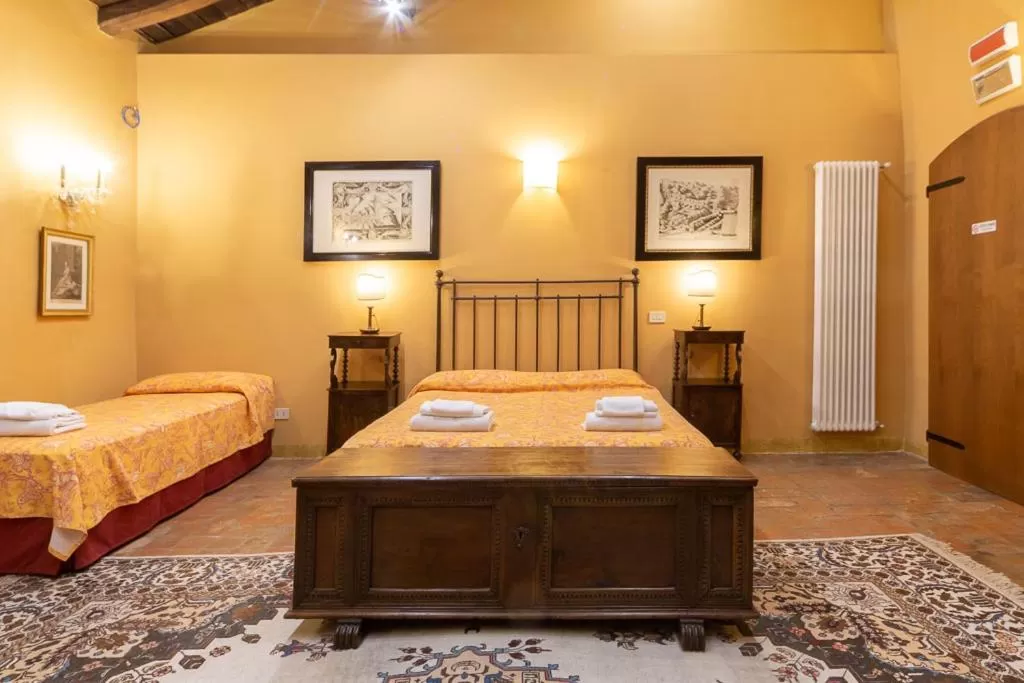 Bed in BolognaRoomscom - Ca' Palazzo