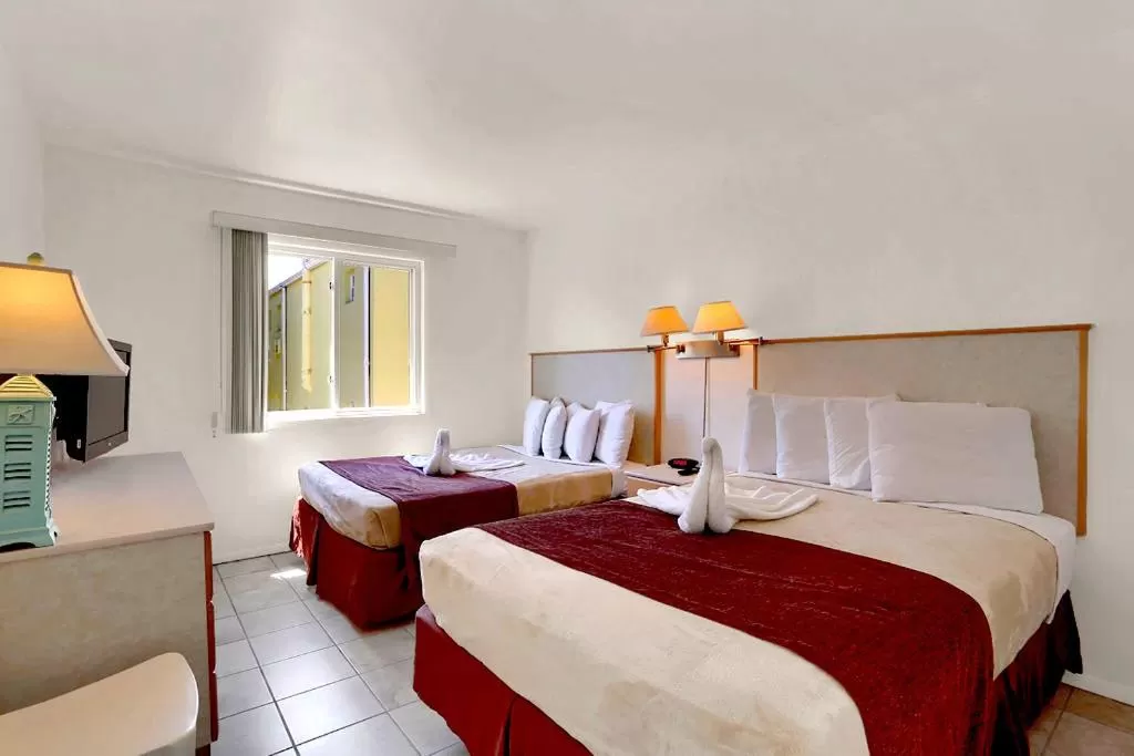 Bed in Heart of Wildwood Motel