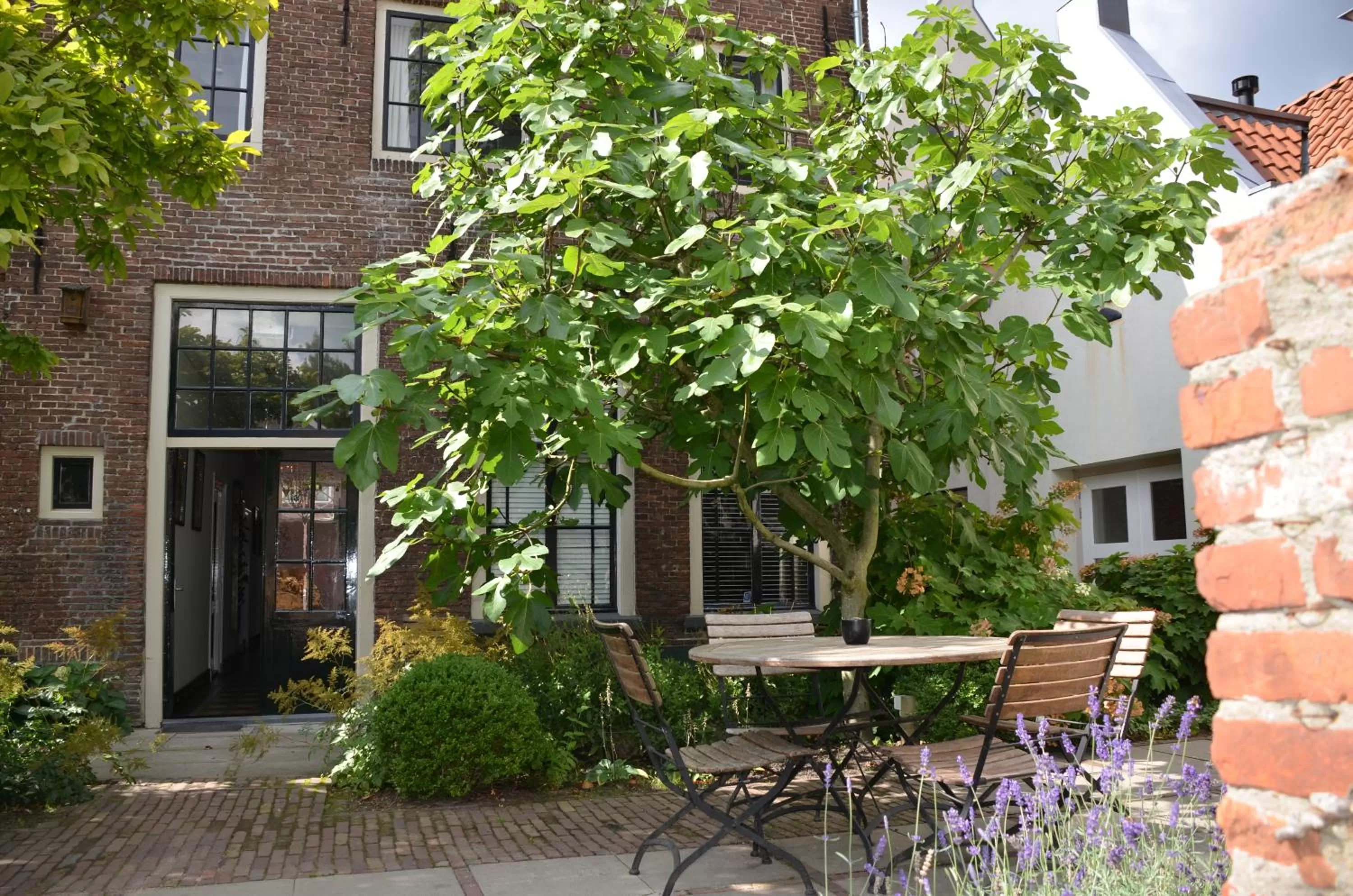 Garden in Hotel de Tabaksplant