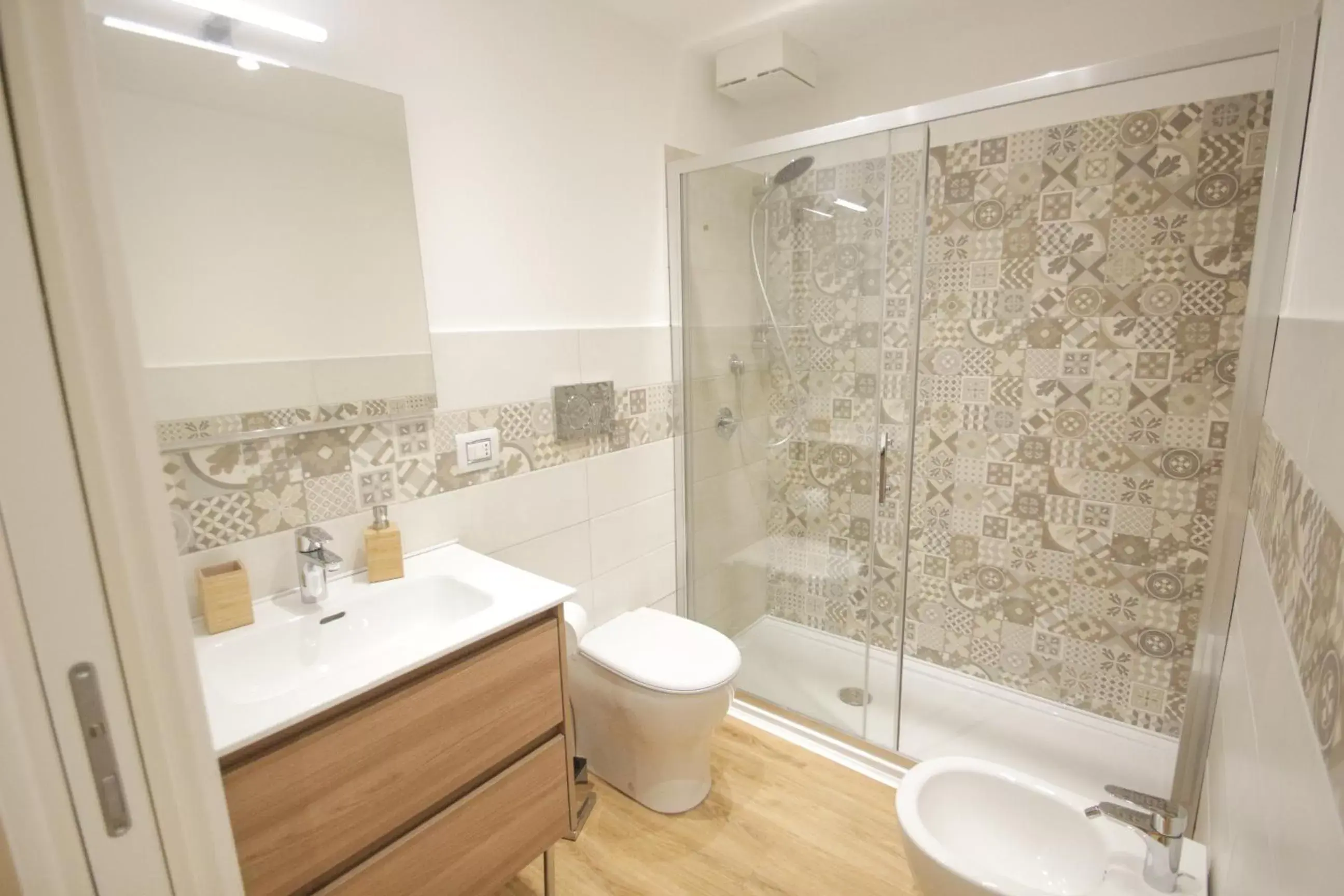 Double Room with Private Bathroom in Etna Vibes Home Double Room with Private Bathroom in Etna Vibes Home