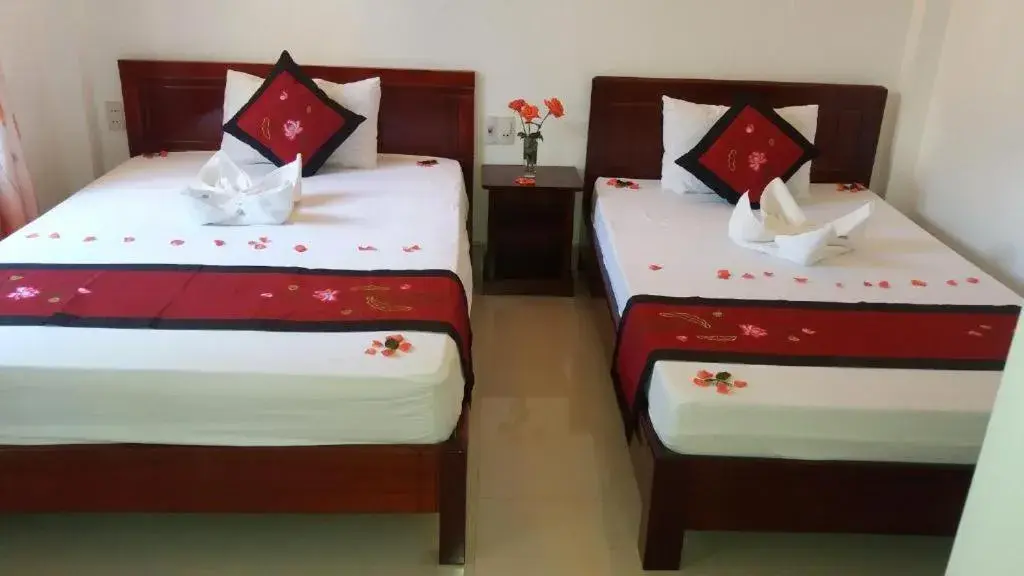 Basic Triple Room in Mango Garden Hoi An Homestay Basic Triple Room in Mango Garden Hoi An Homestay