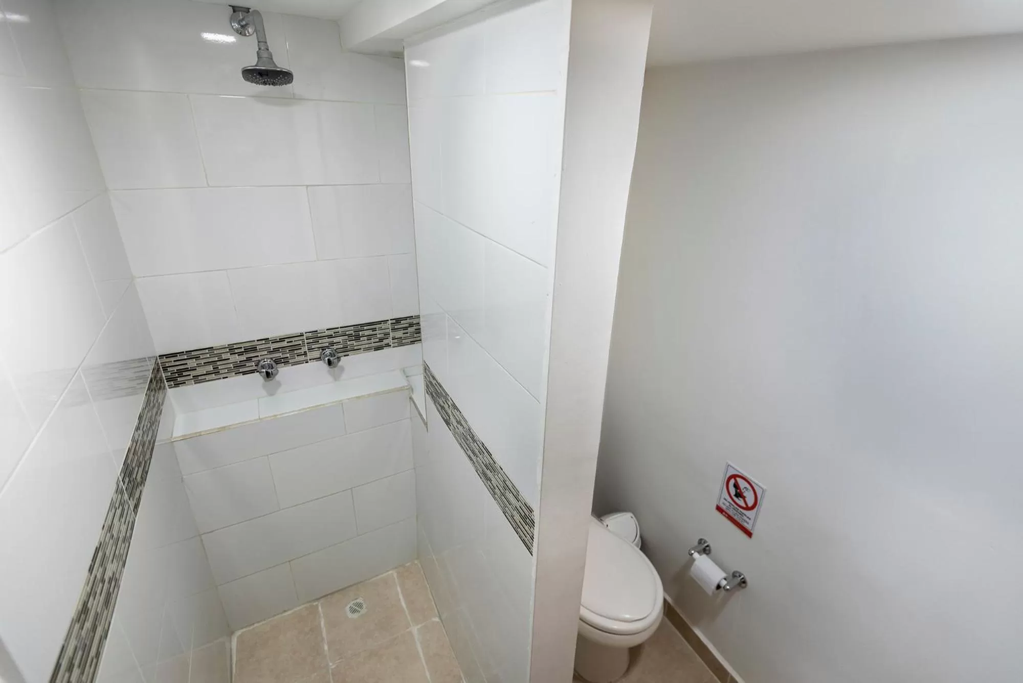 Bathroom in Poblado Guest House