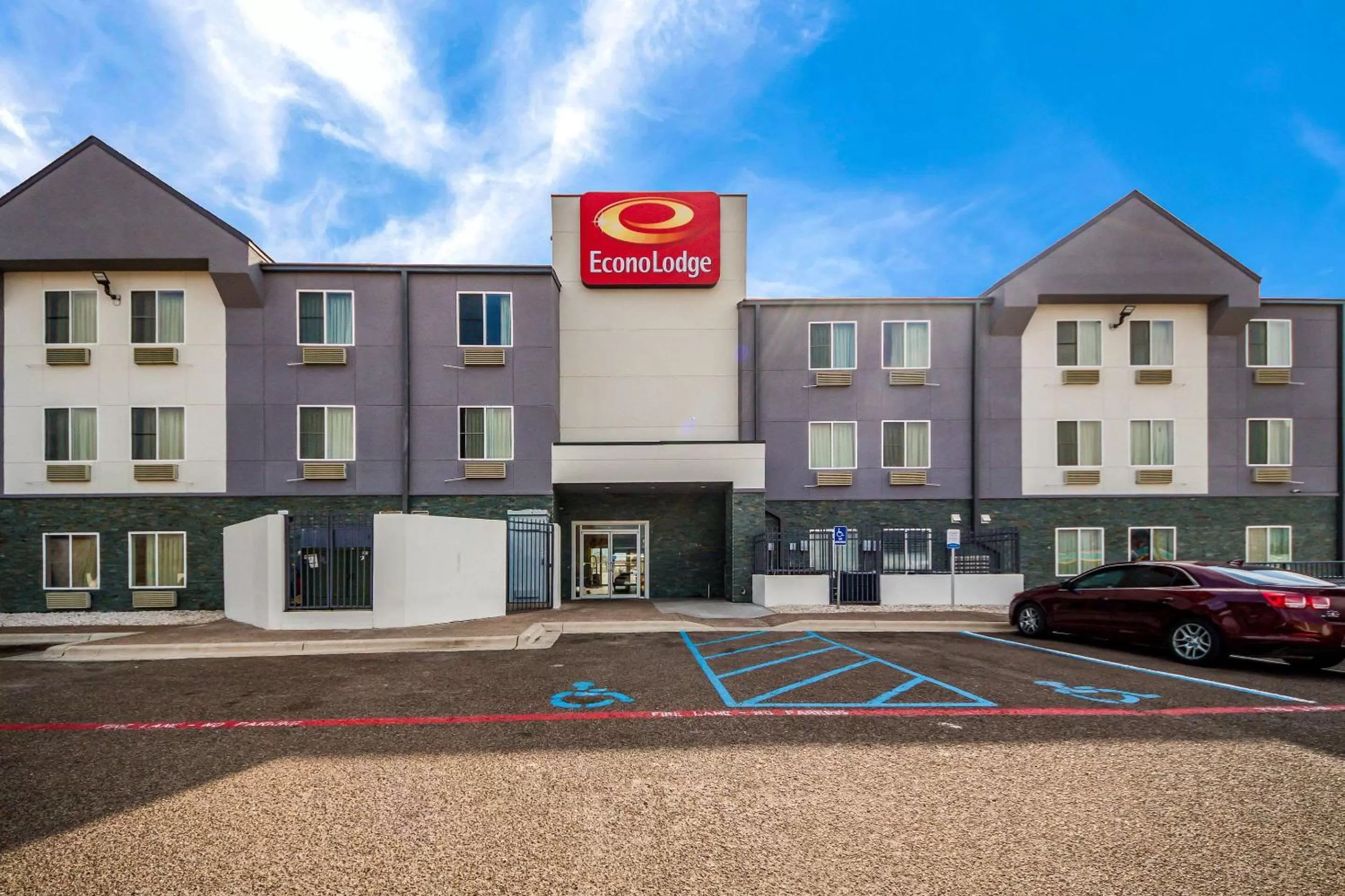 Property building in Econo Lodge Laredo - Nuevo Laredo