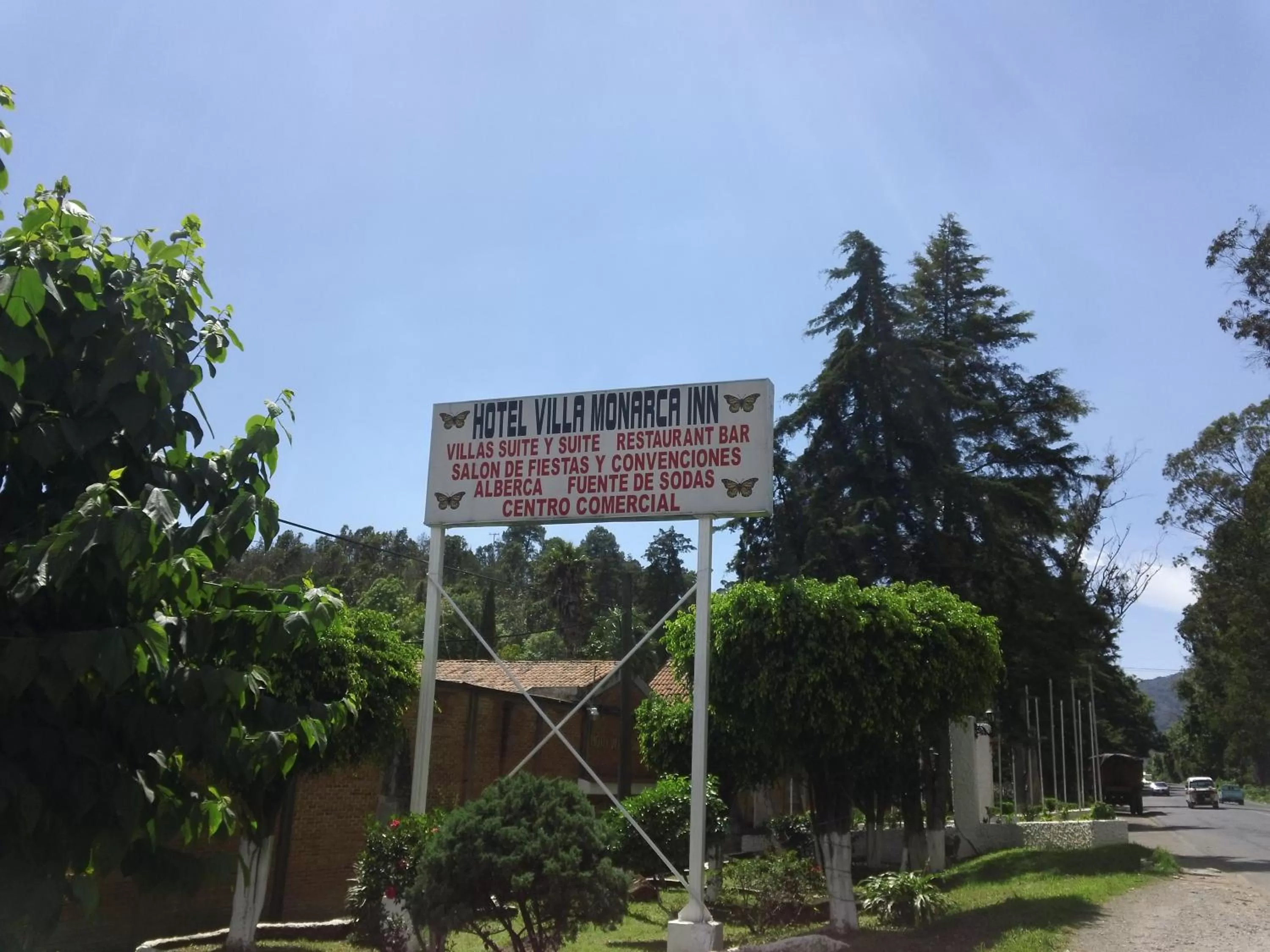 Off site in Hotel Villa Monarca Inn