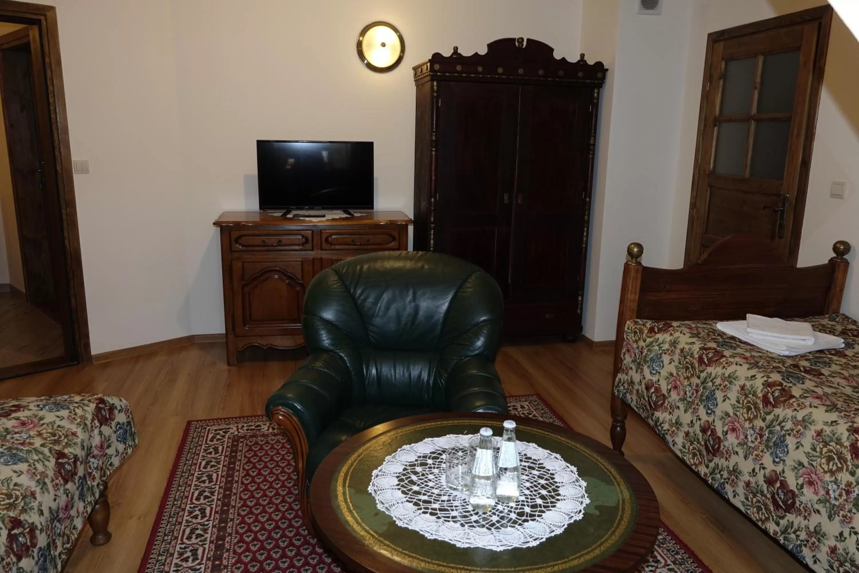 Seating Area in Gościniec Dworski w Ropie