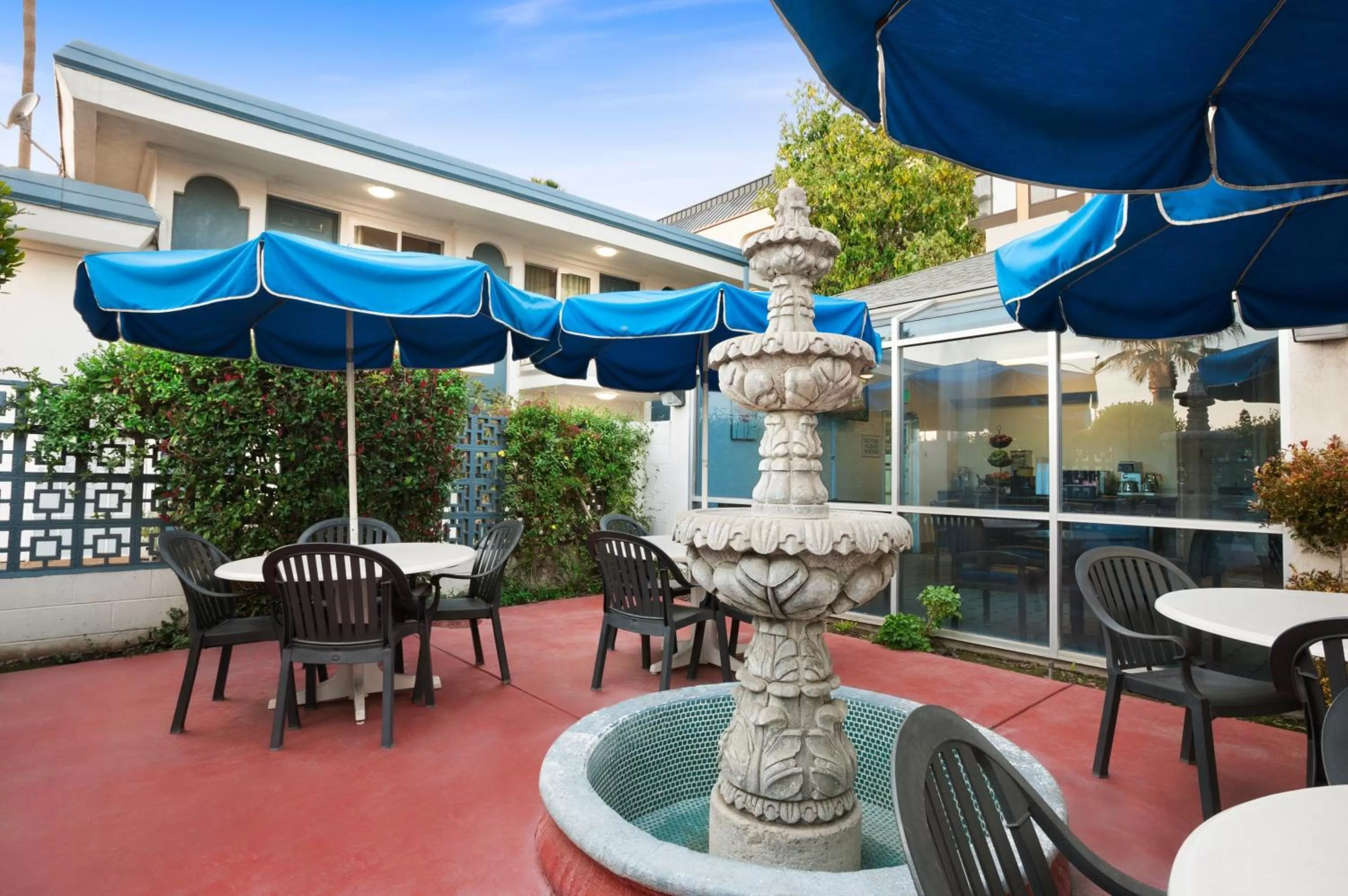 Patio in Travelodge by Wyndham Bakersfield