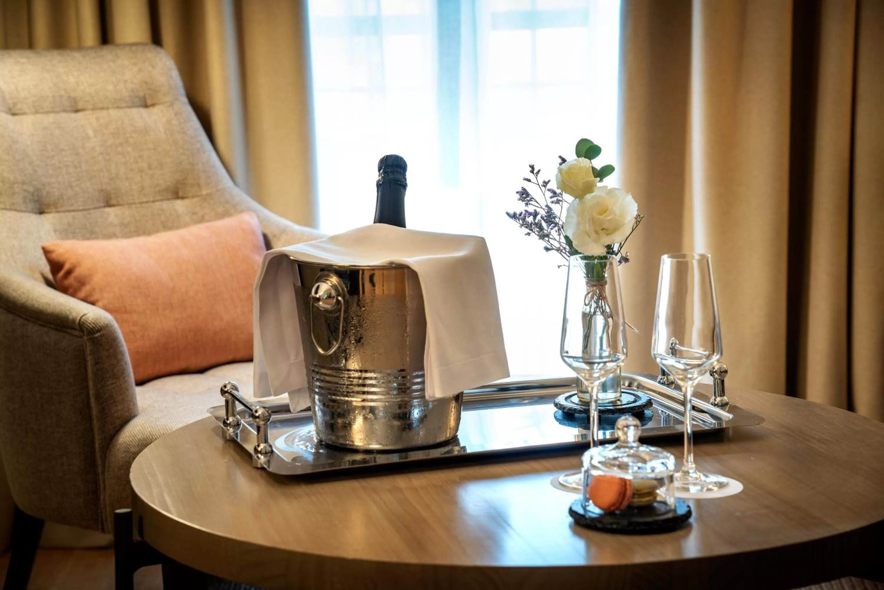 Food and drinks in Hospes Palacio de Arenales & Spa