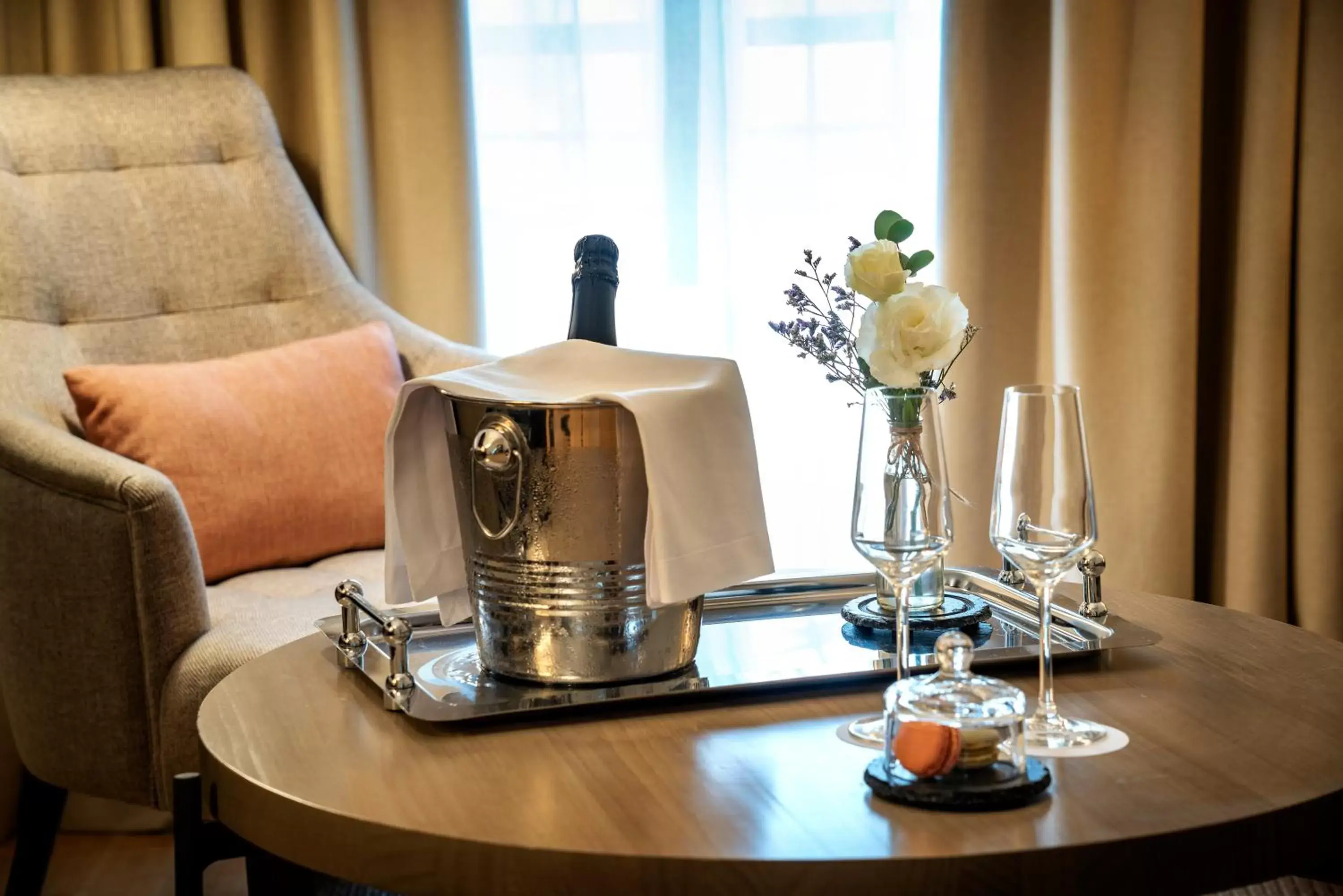 Romantic Offer in Hospes Palacio de Arenales & Spa Romantic Offer in Hospes Palacio de Arenales & Spa