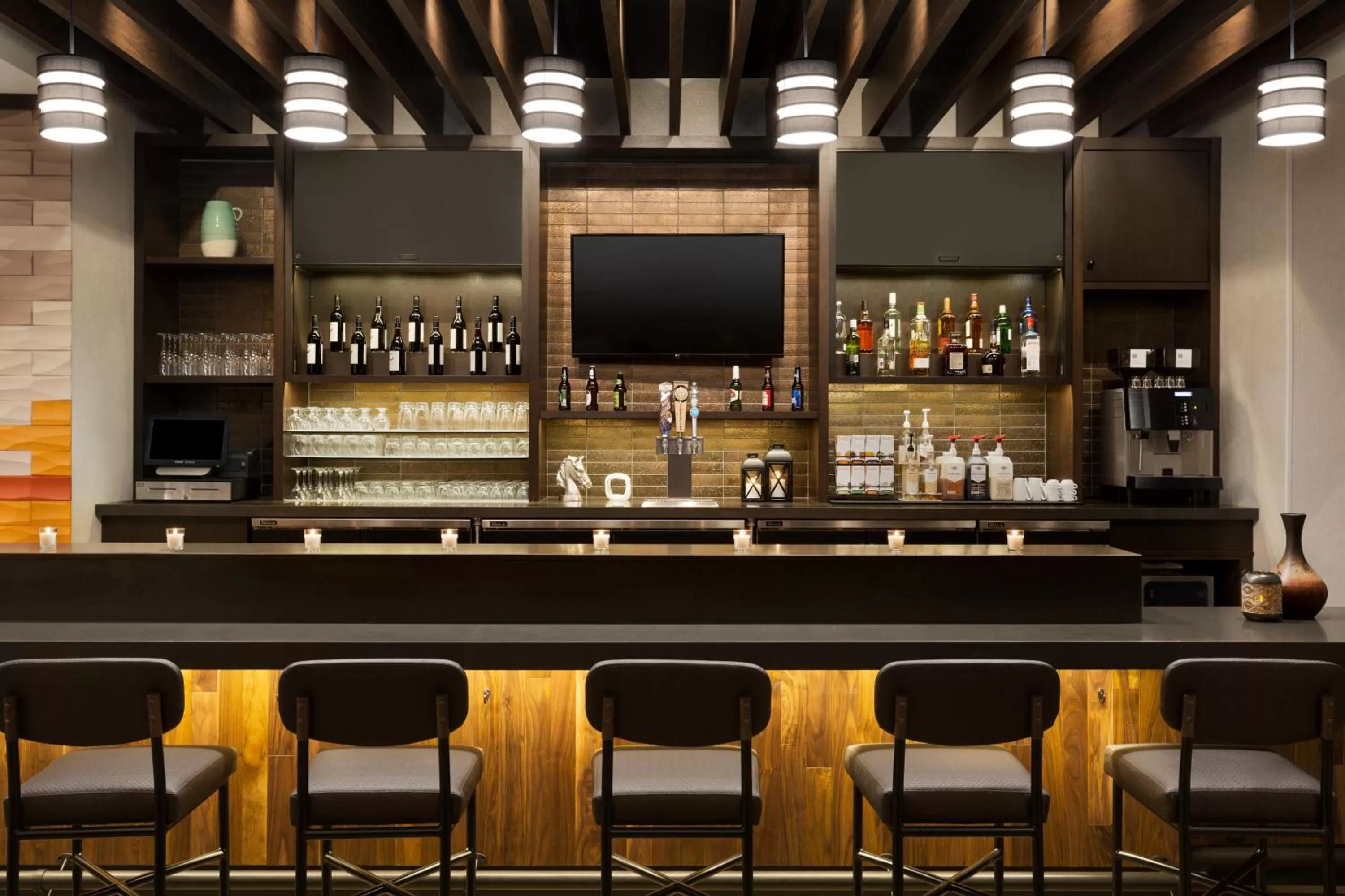 Lounge or bar in Hyatt Place Page Lake Powell