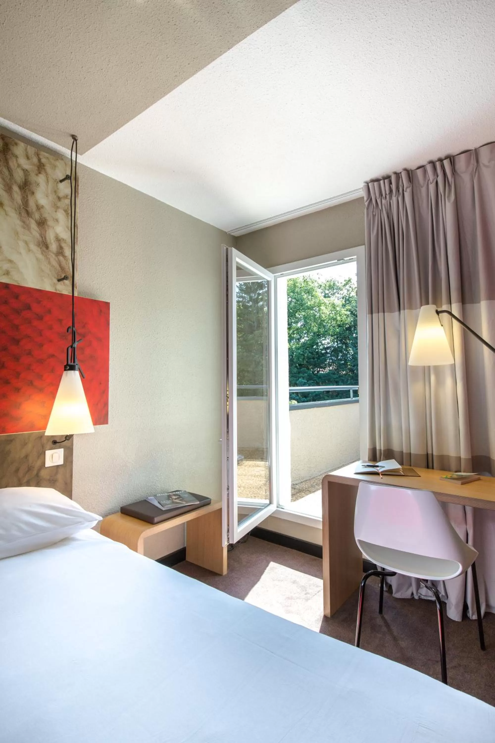 Bedroom, Bed in ibis Brignoles Provence Verte