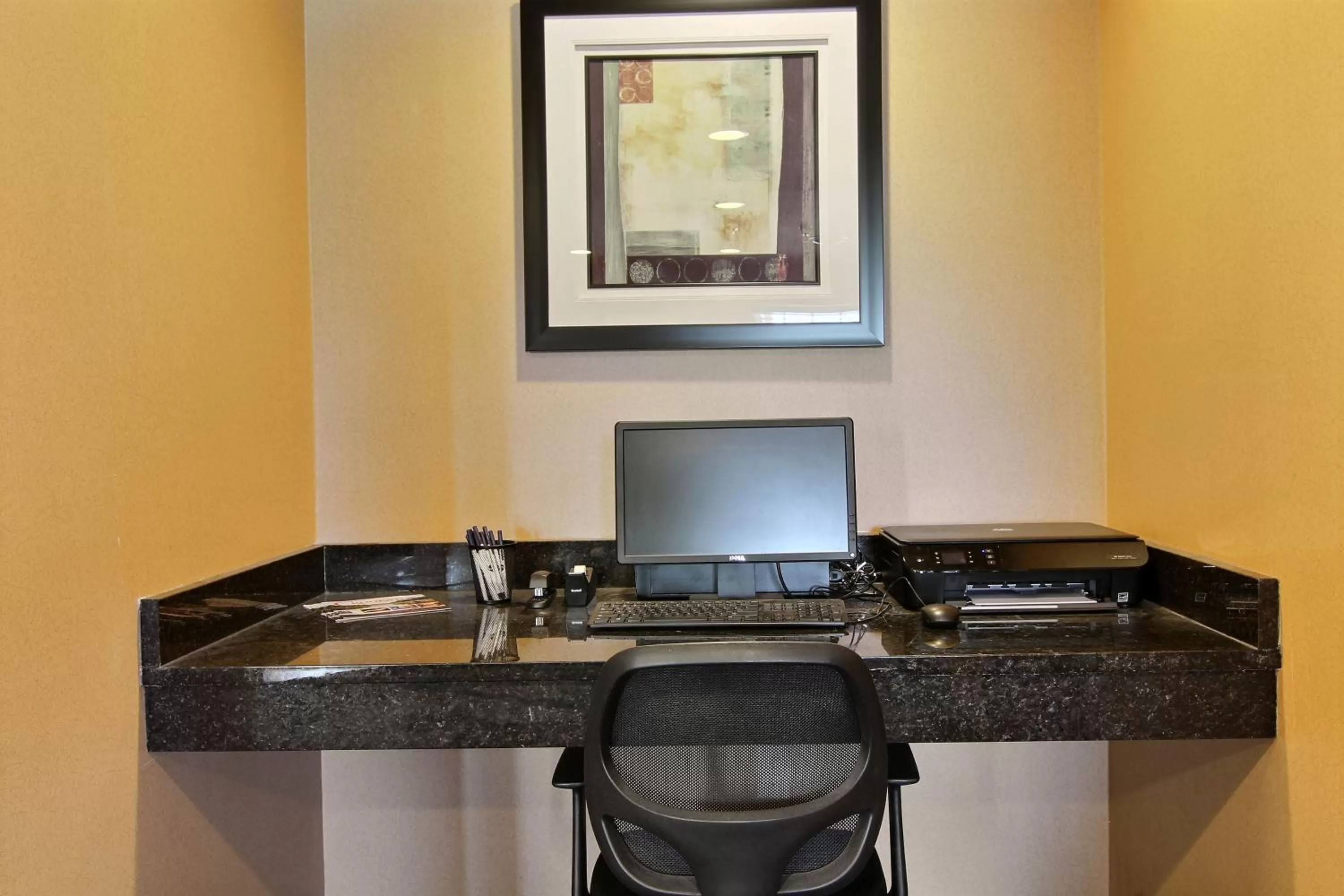 Business facilities in Cobblestone Hotel and Suites - Crookston
