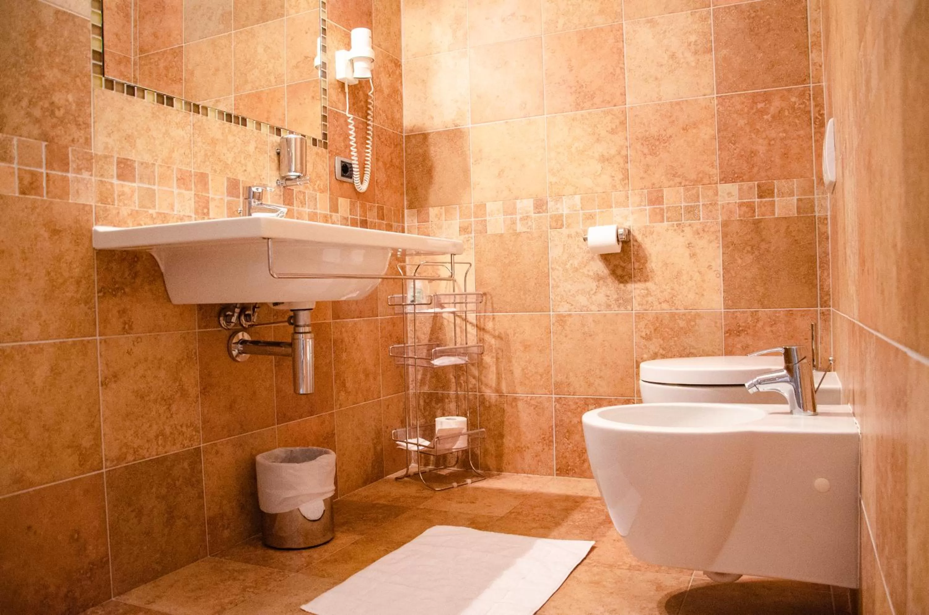 Al Fogolâr Rooms & Osteria with Saunaland