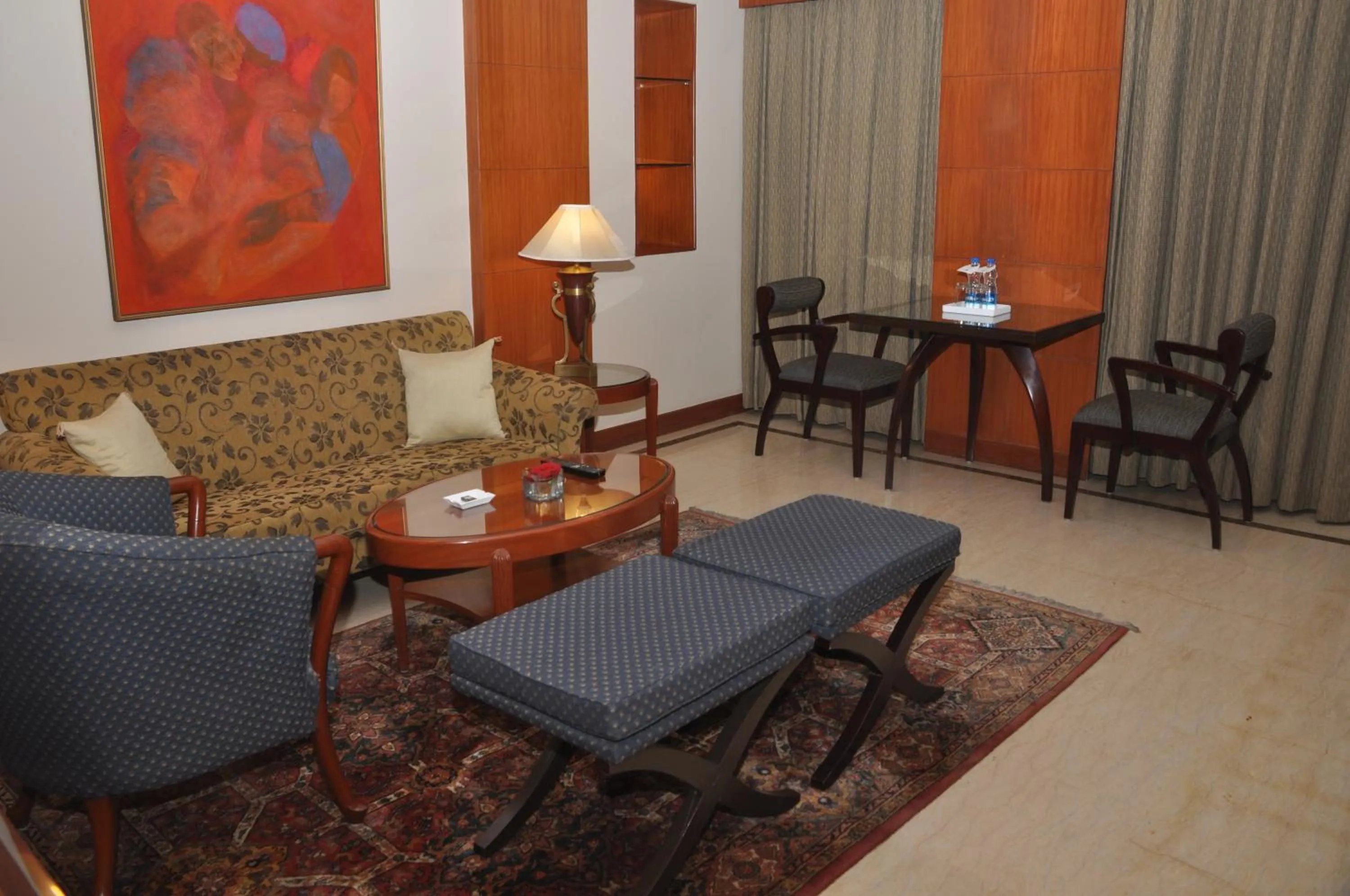 Living room in The Hans, New Delhi
