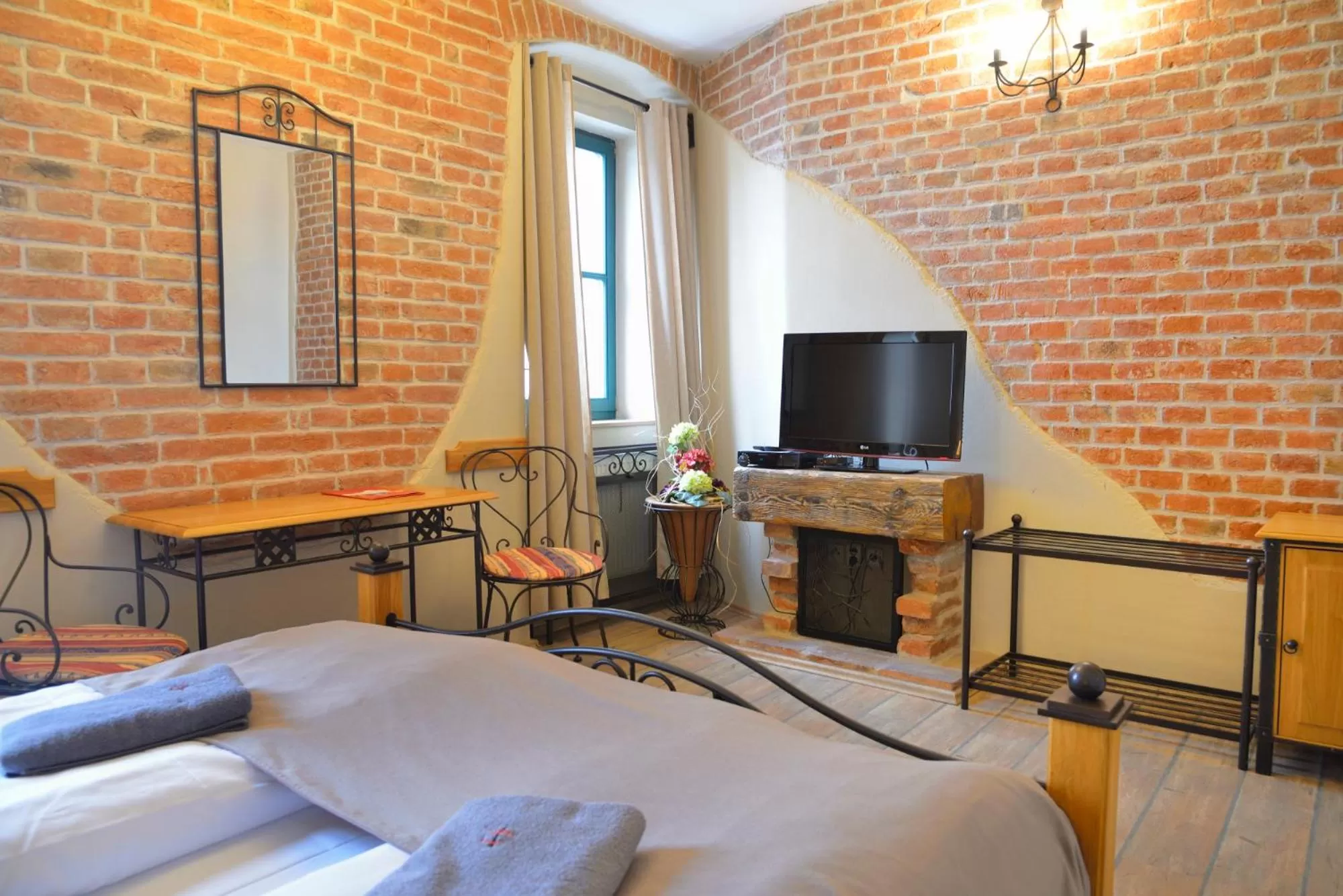 Bed in Hotel and restaurant Via Ironia