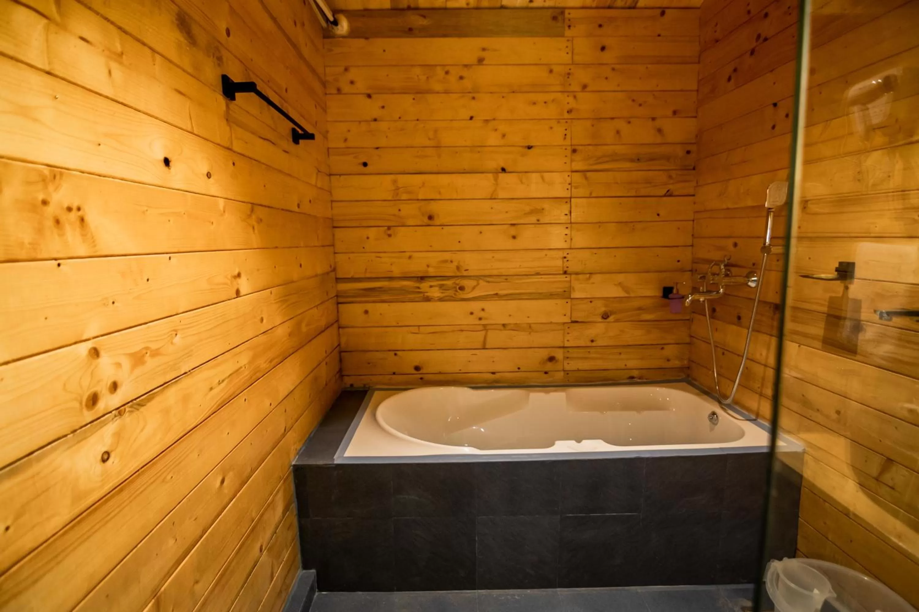 Bath, Bathroom in Tranquill Riverside Luxury Cottages With Bathtub, Candolim