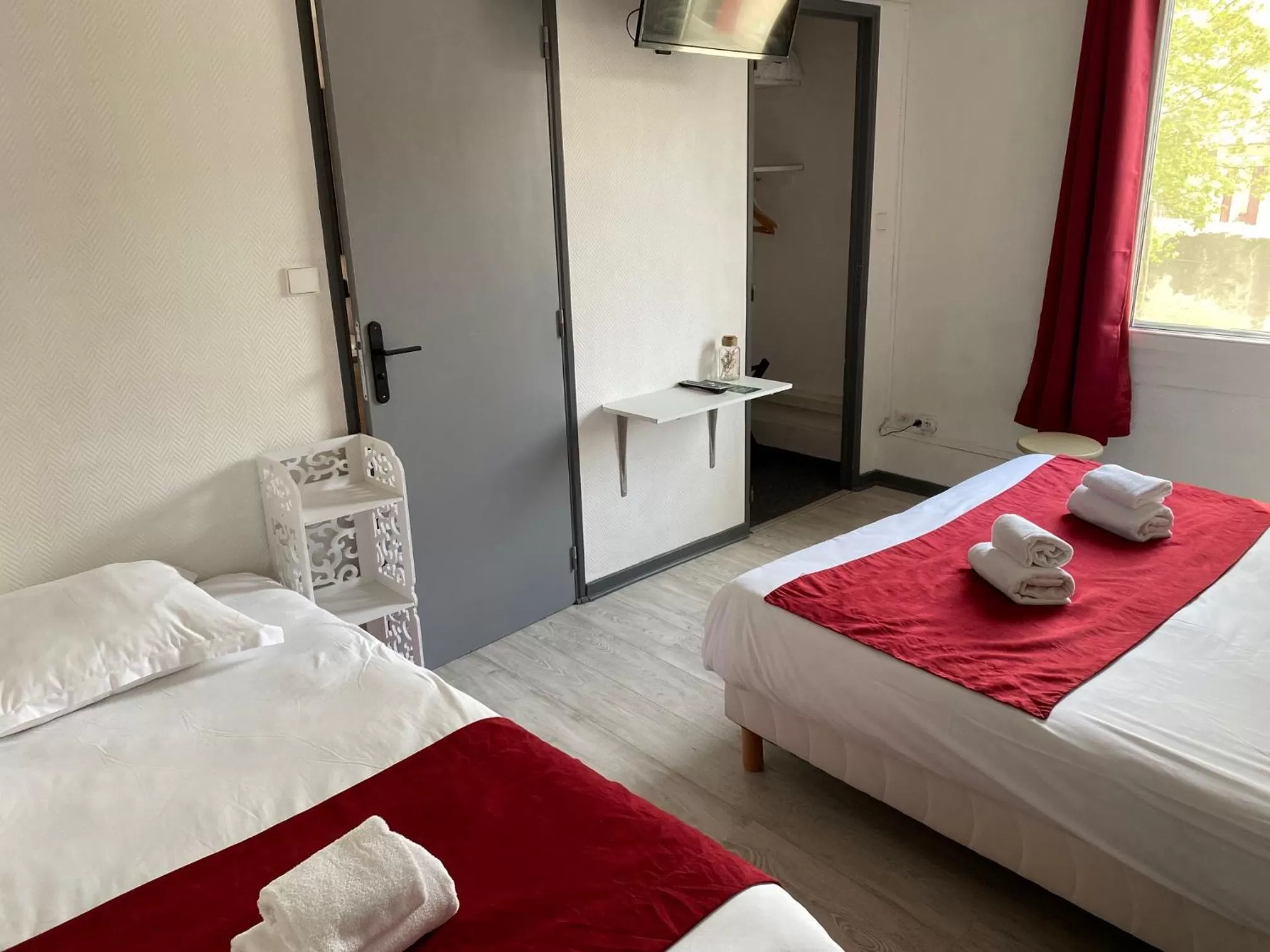 Property building in Hostellerie De La Source