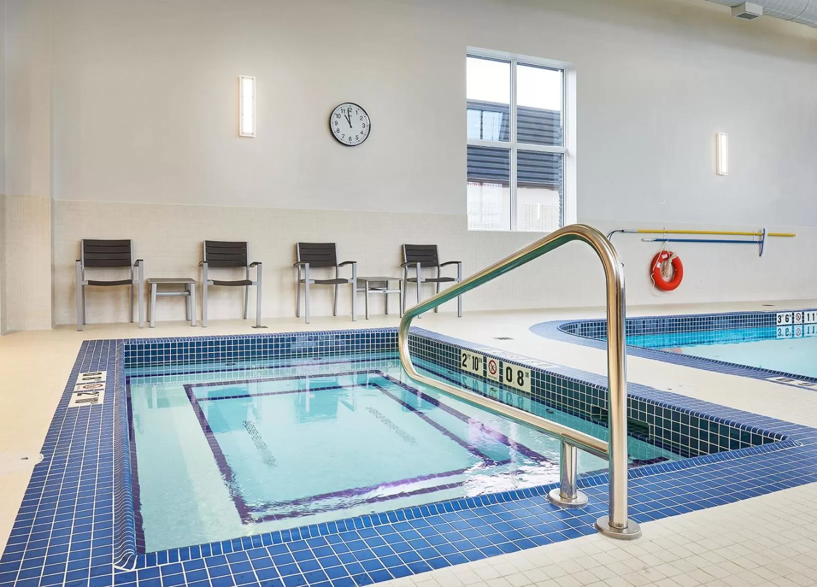 Swimming pool in Best Western Plus Edmonton Airport Hotel