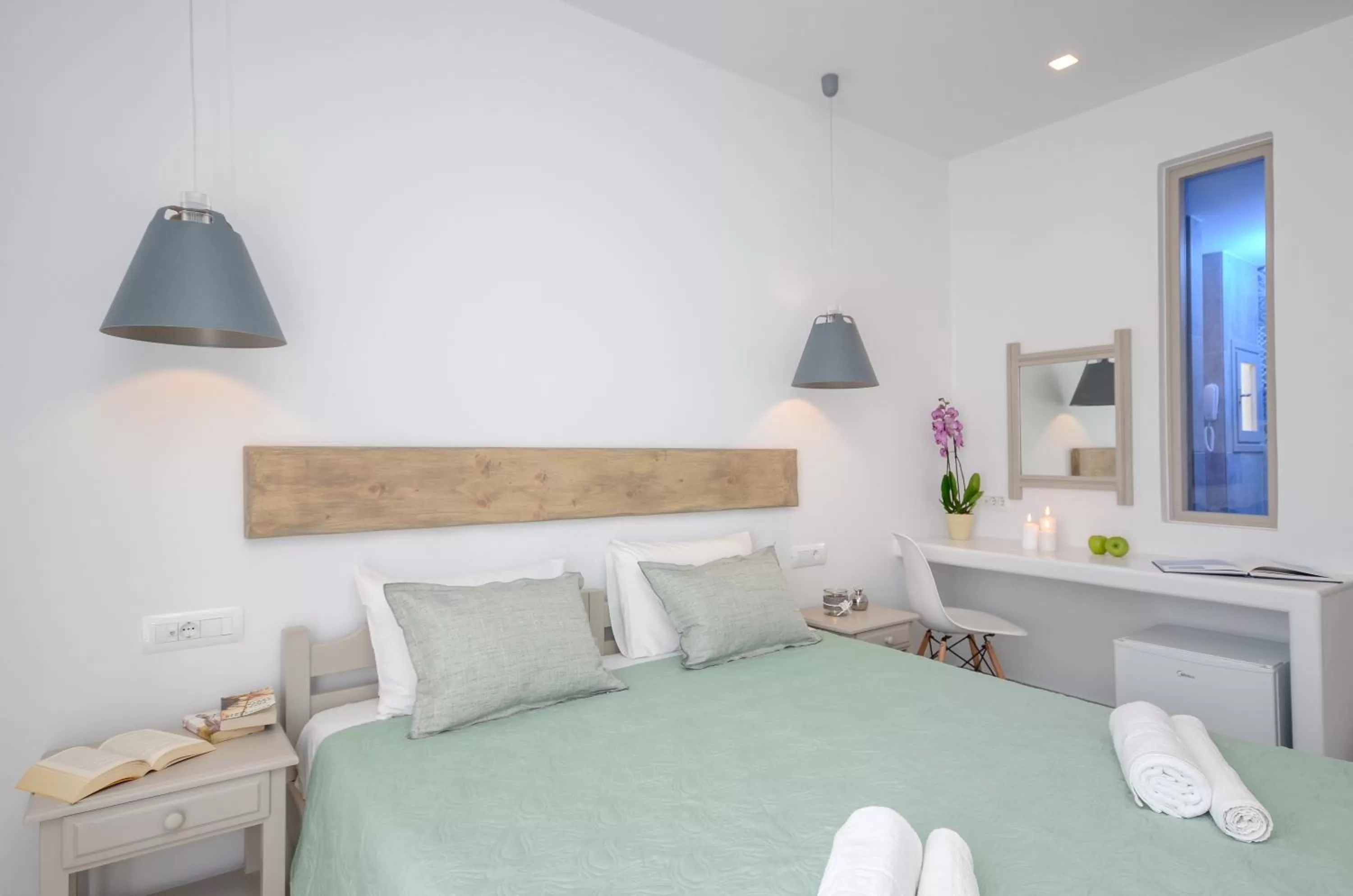 Photo of the whole room, Bed in Argo Boutique Hotel