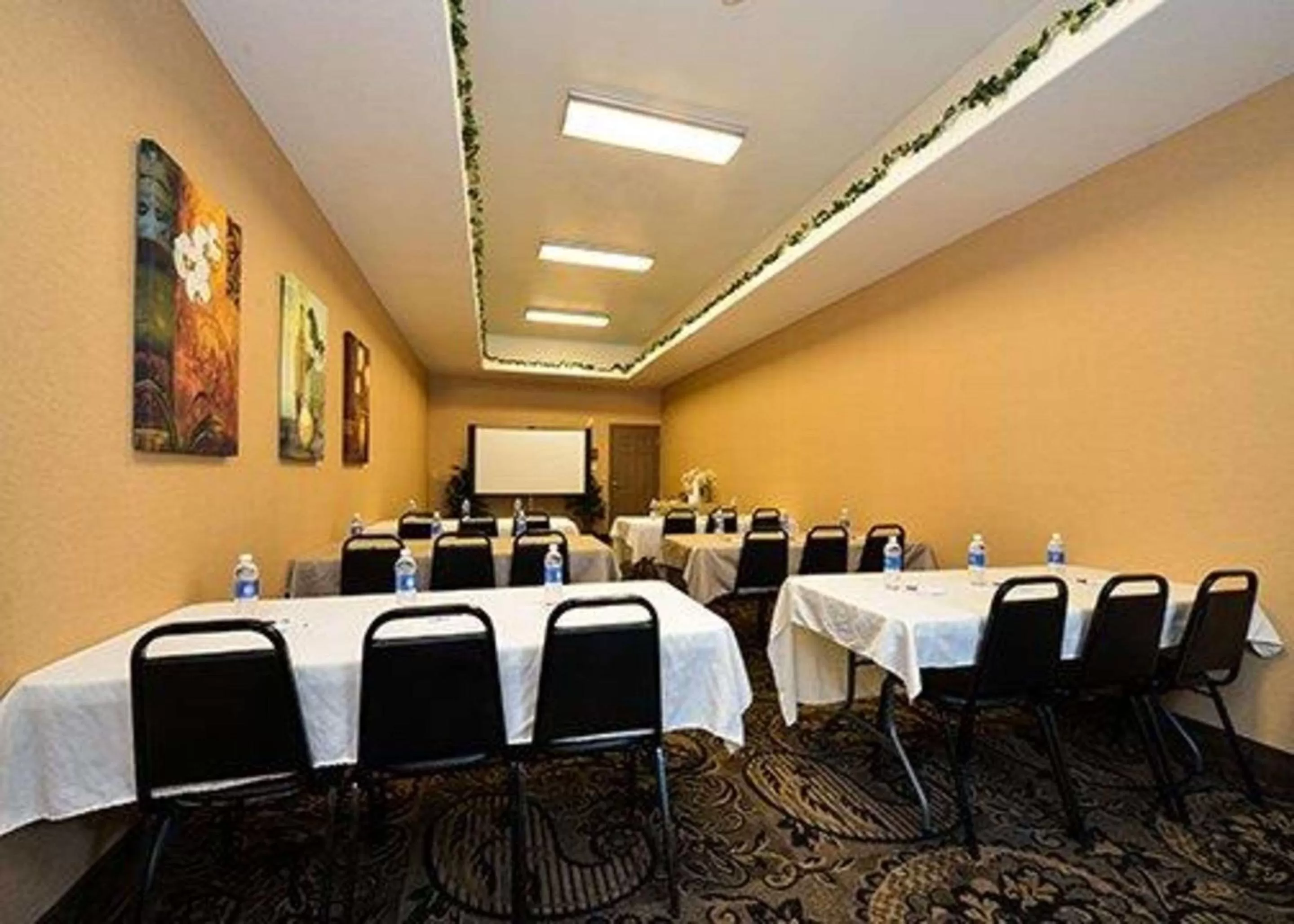 On site in Comfort Suites Bay City East