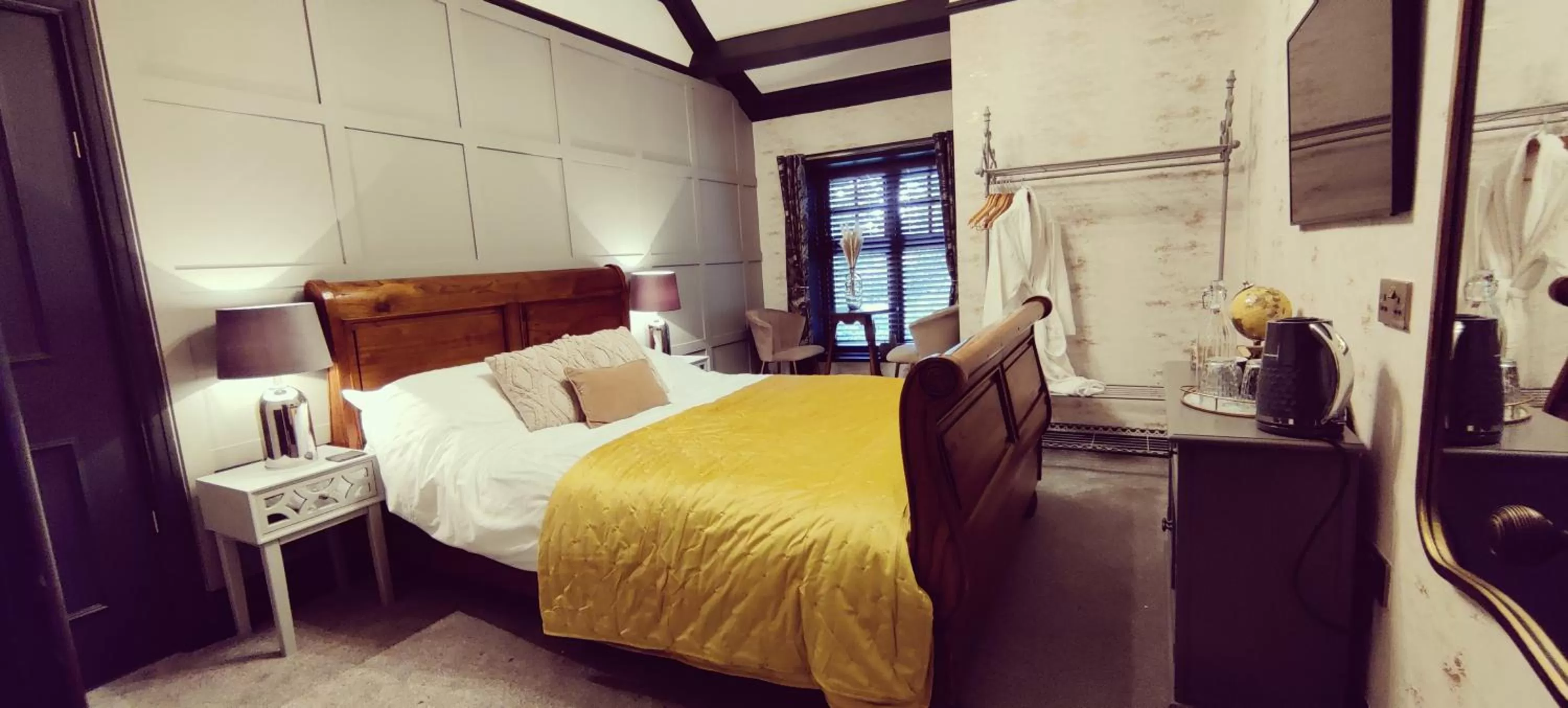 Photo of the whole room, Bed in The Ribchester Arms