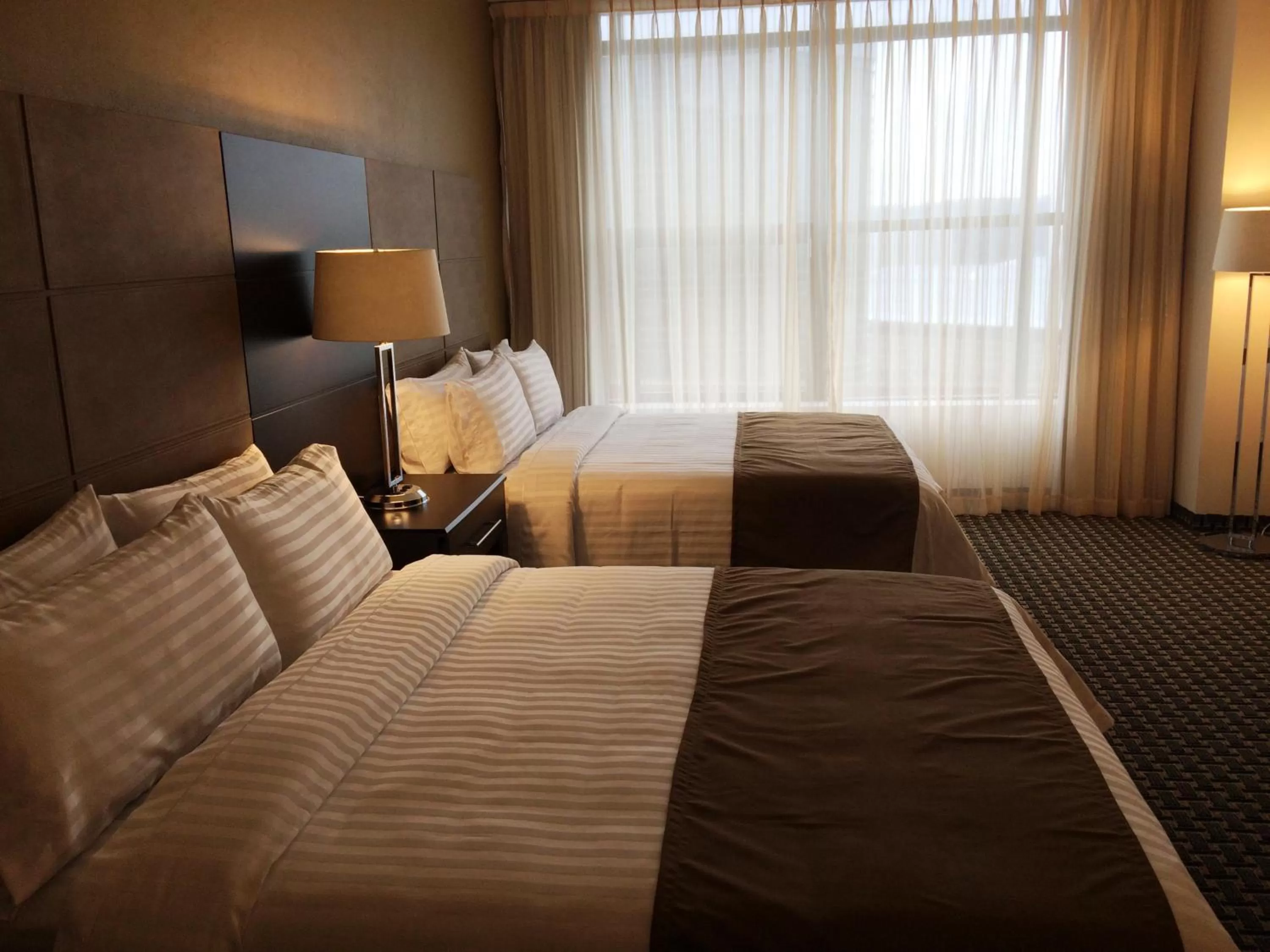 Photo of the whole room, Bed in Holiday Inn Mexico Santa Fe by IHG
