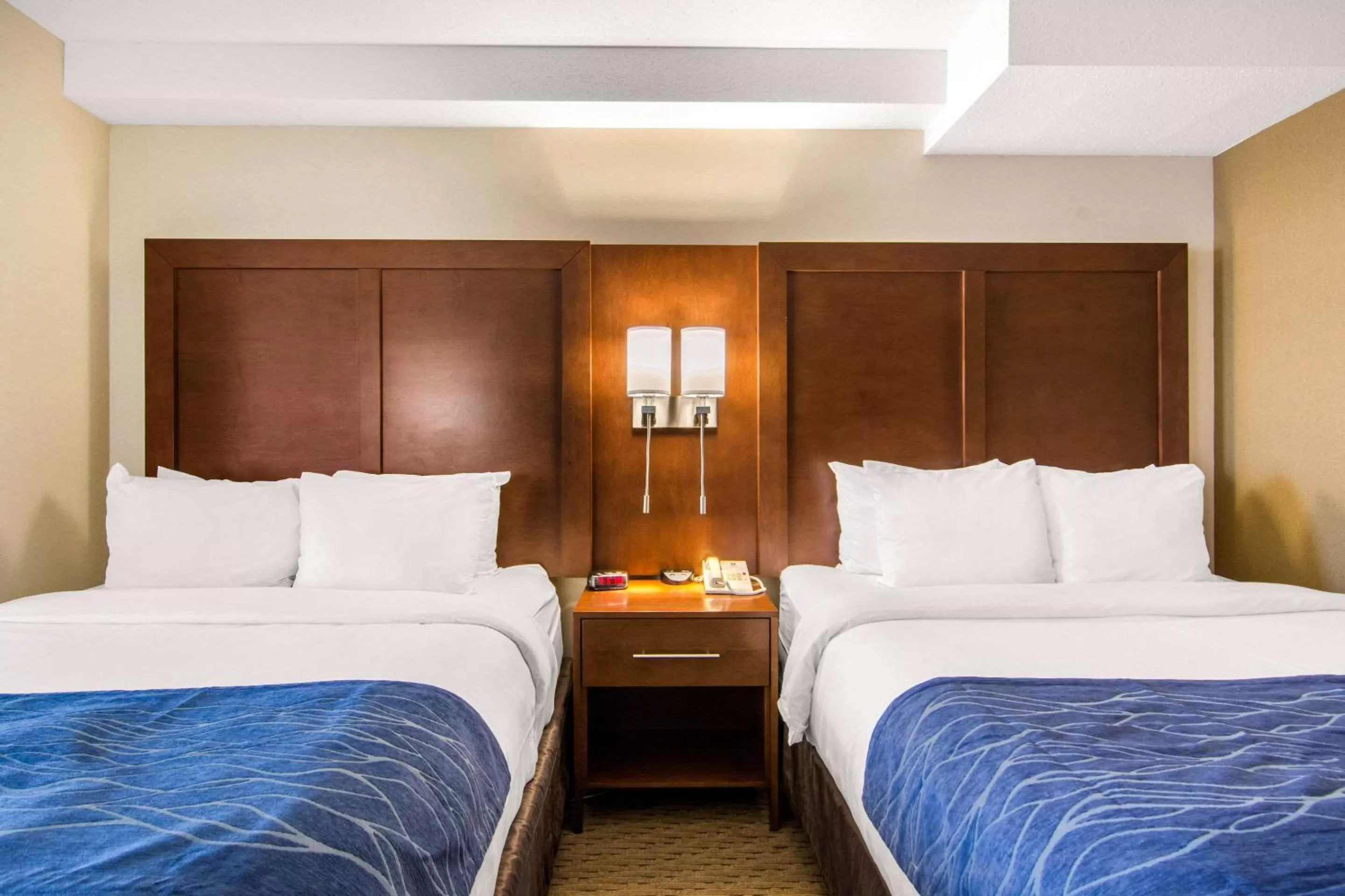 Bedroom, Bed in Comfort Inn & Suites