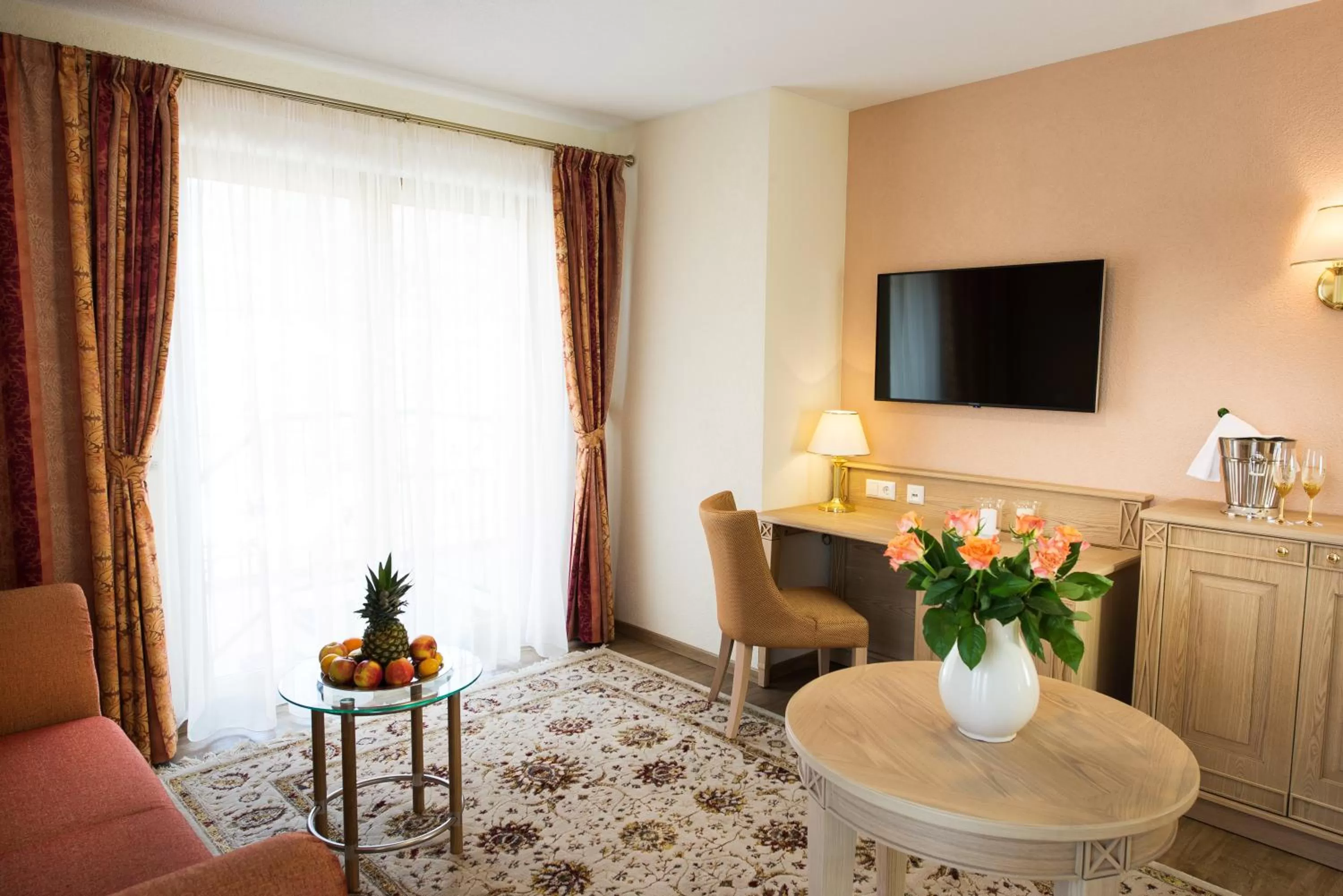 Photo of the whole room in Hotel Rebstock