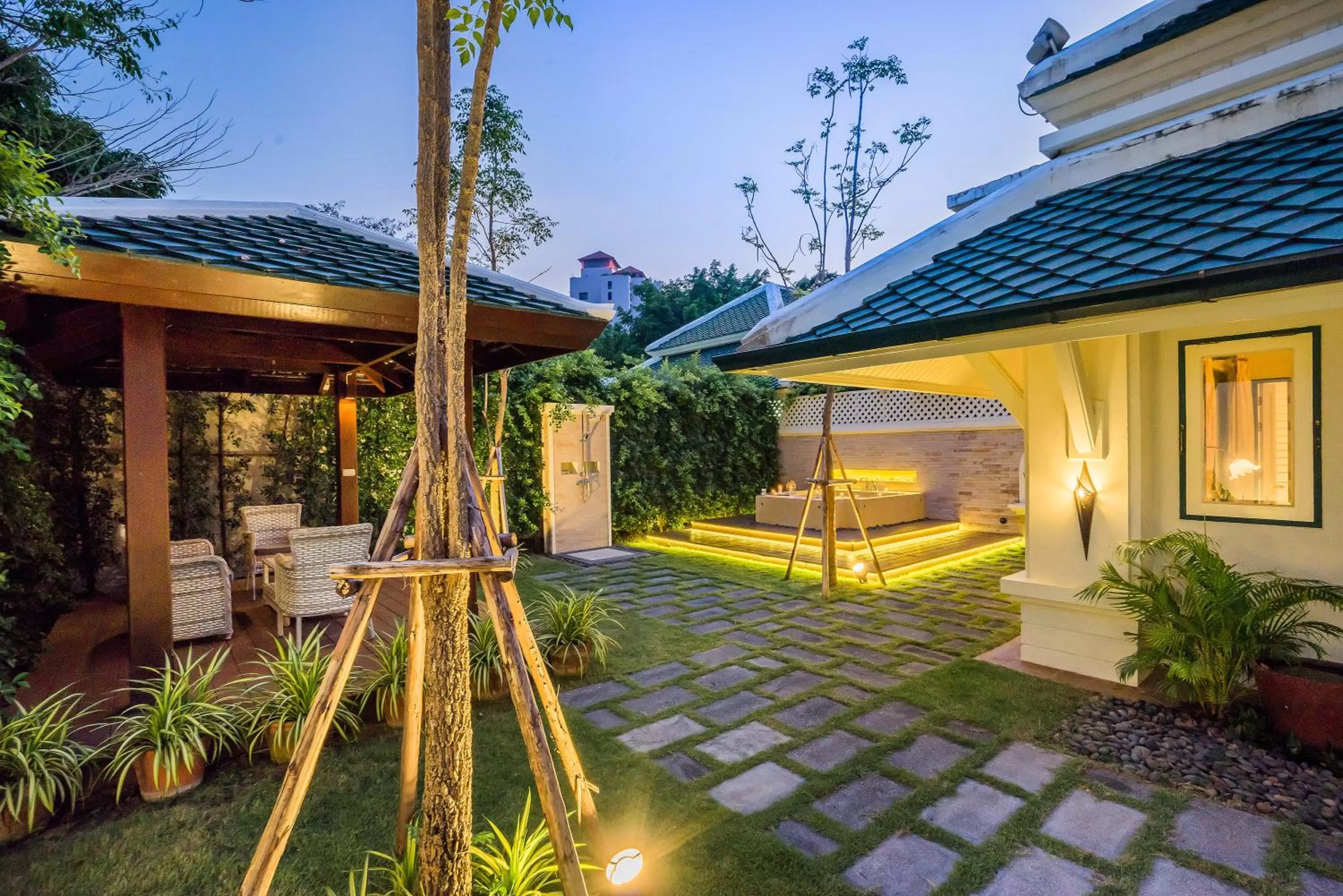 Garden in Kalanan Riverside Resort