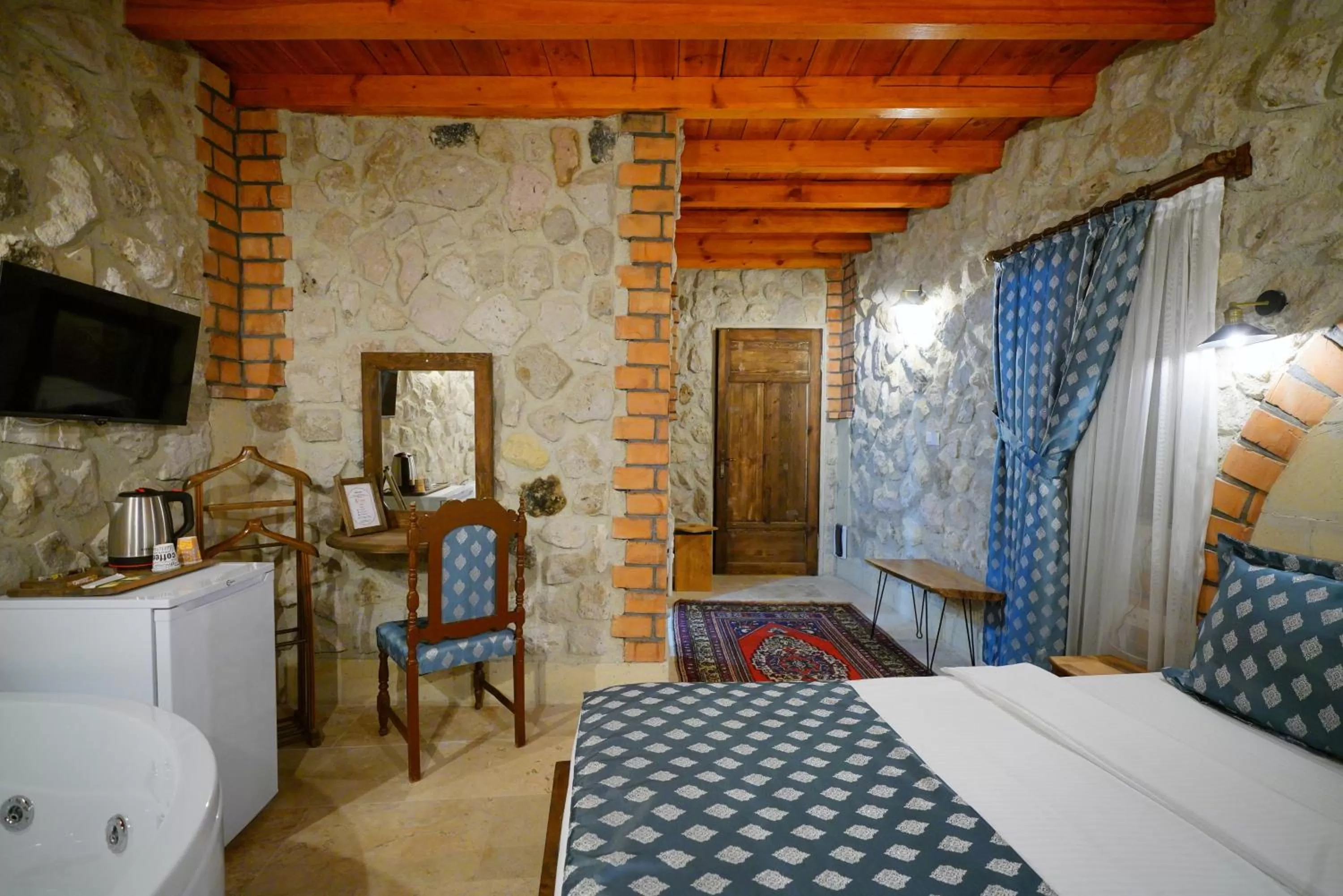 Bedroom, Bed in Cappadocia Nar Cave House & Swimming Pool