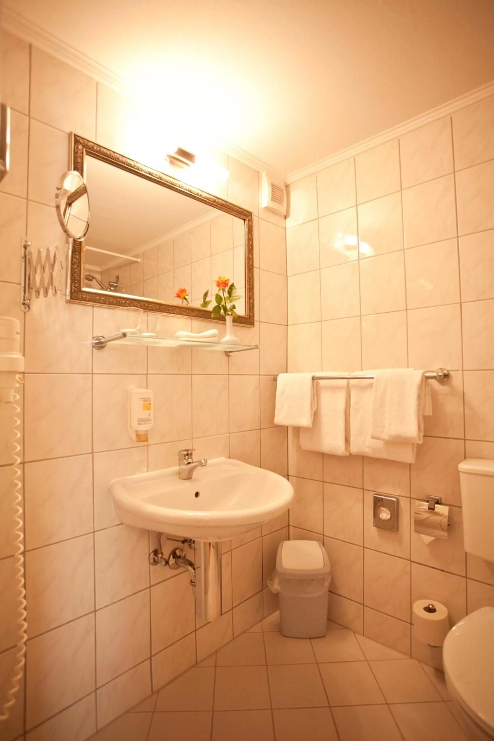 Bathroom in Safestay Berlin Kurfurstendamm