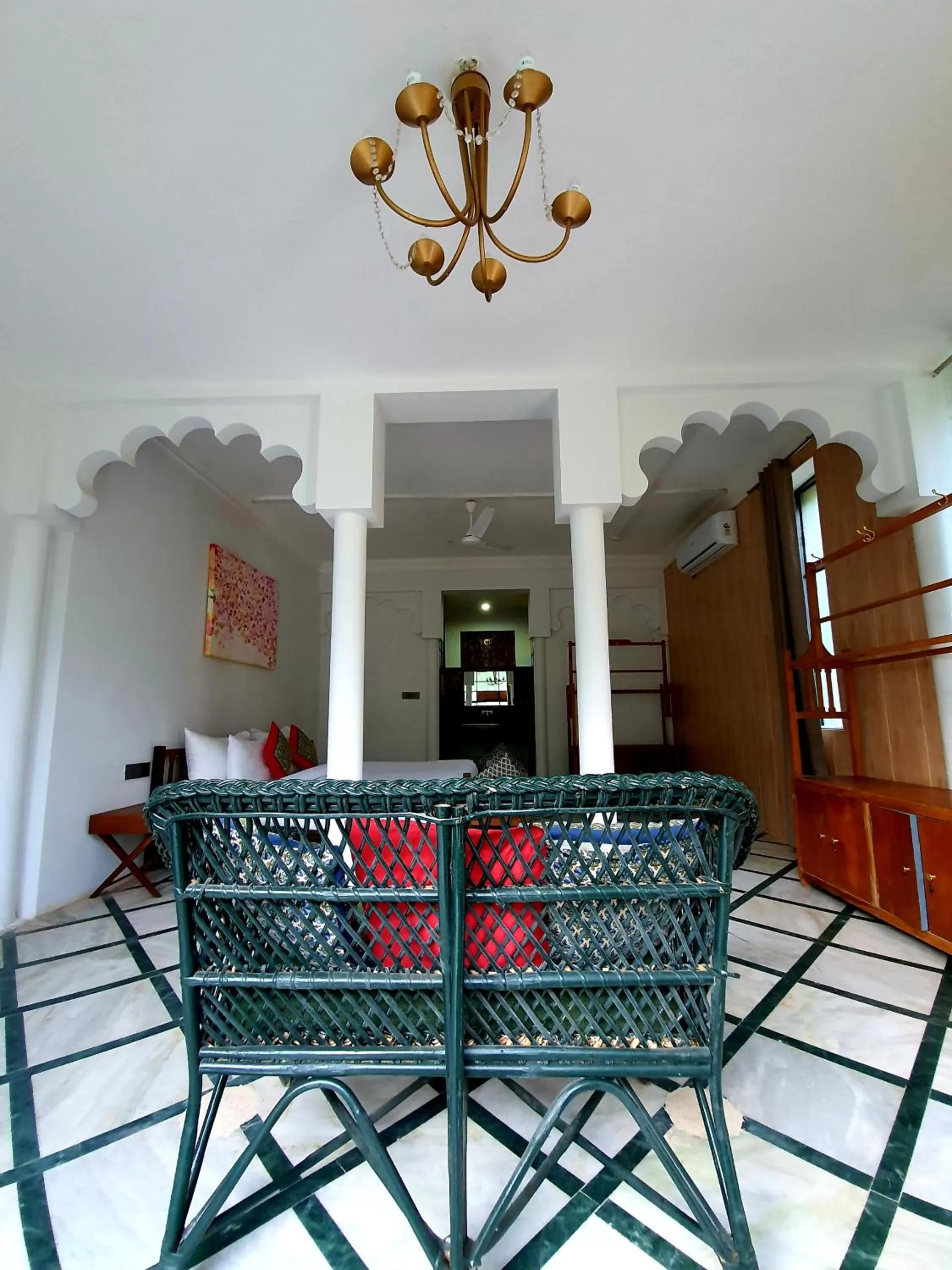 Photo of the whole room in Nishantam Rishikesh