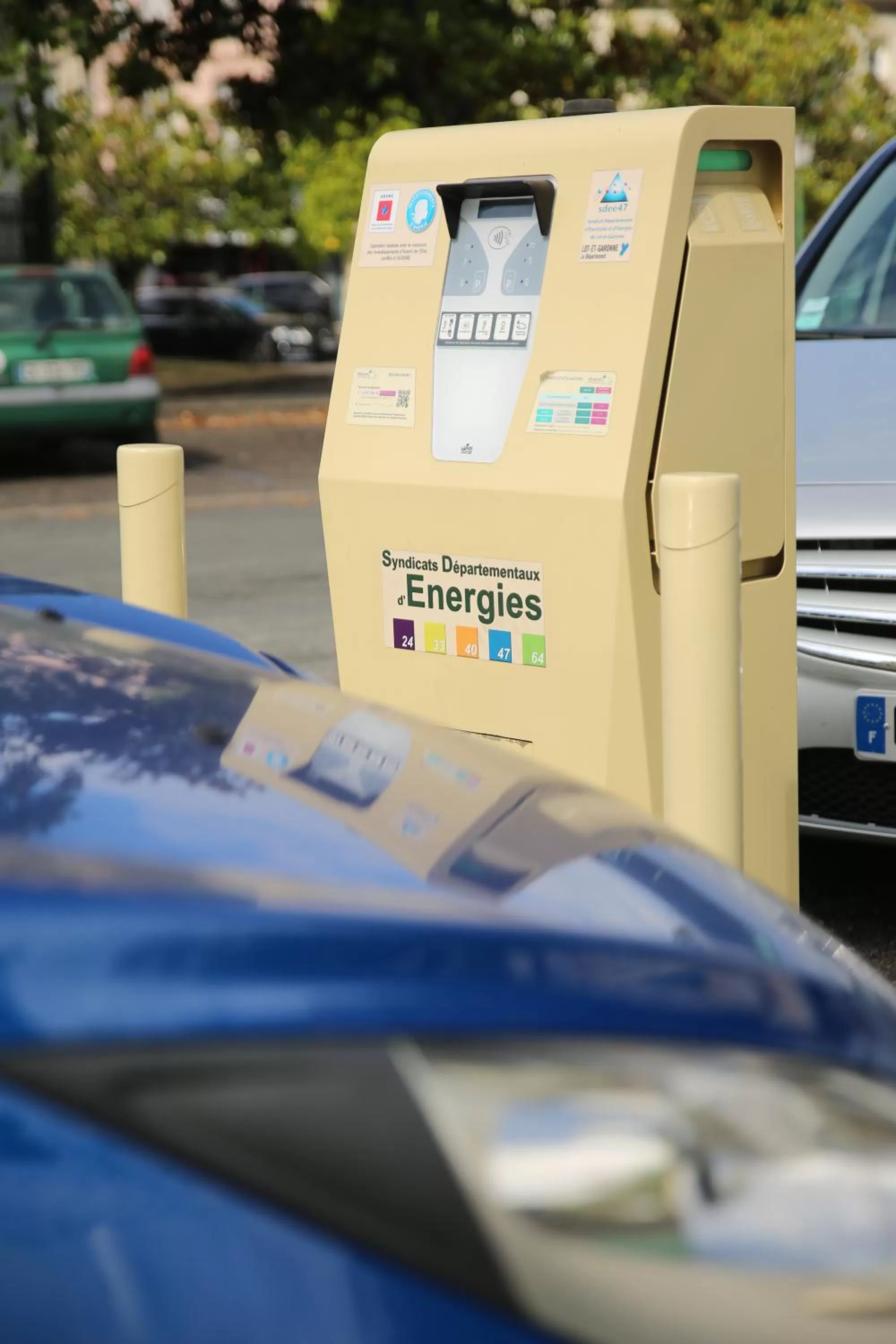 Logo/Certificate/Sign in Hôtel La Couronne