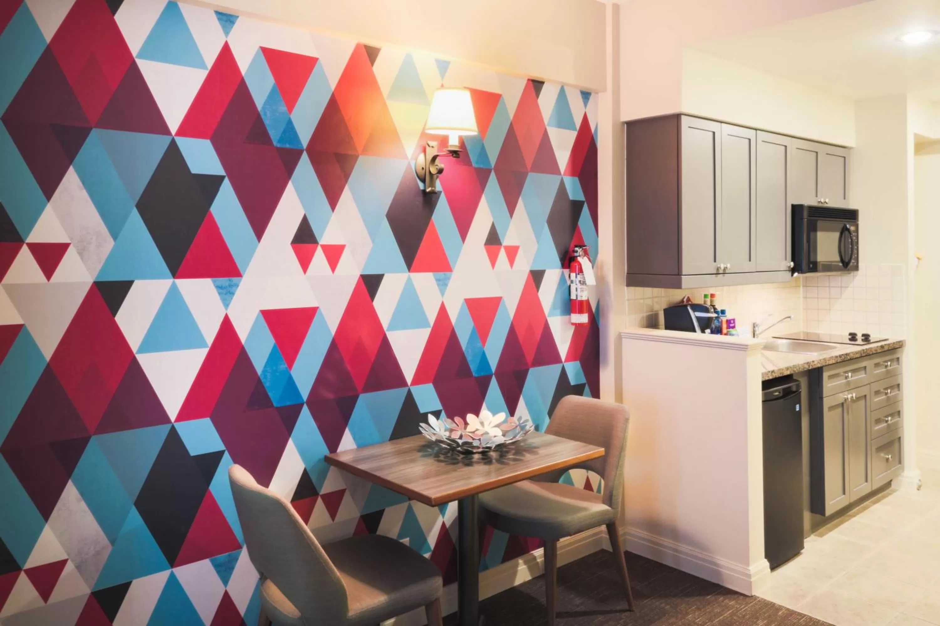 Kitchen or kitchenette in Summit Lodge Boutique Hotel by Paradox