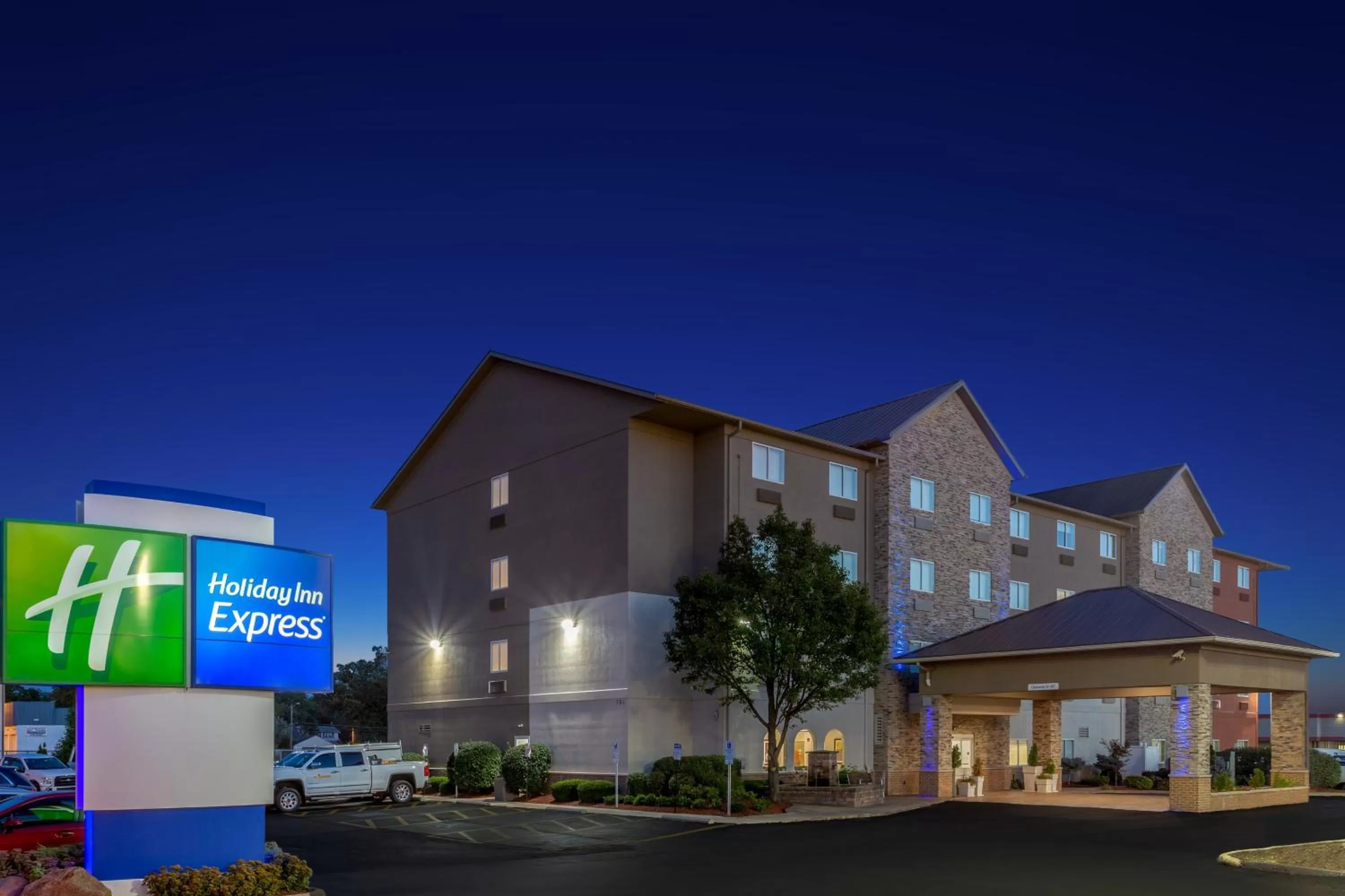 Property building in Holiday Inn Express Columbus - Ohio Expo Center by IHG