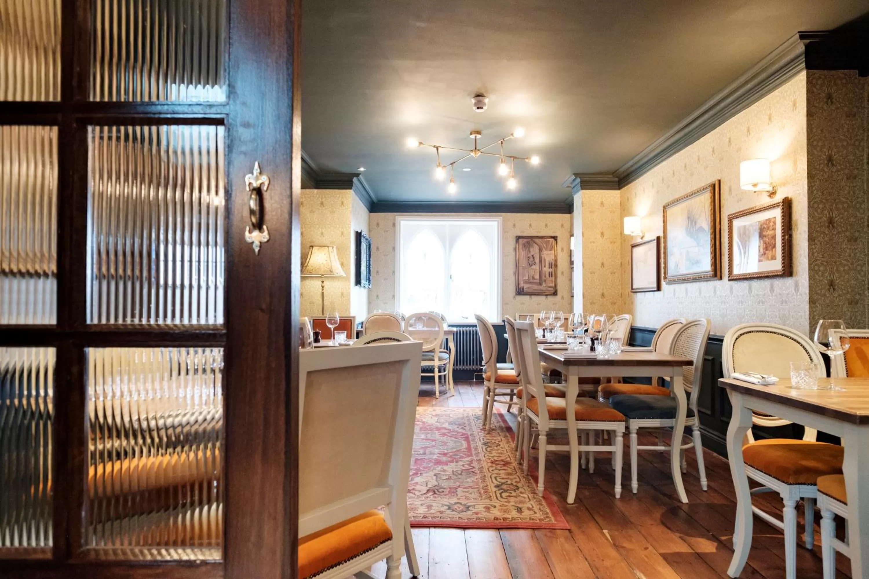 Restaurant/places to eat in Bear Of Burton