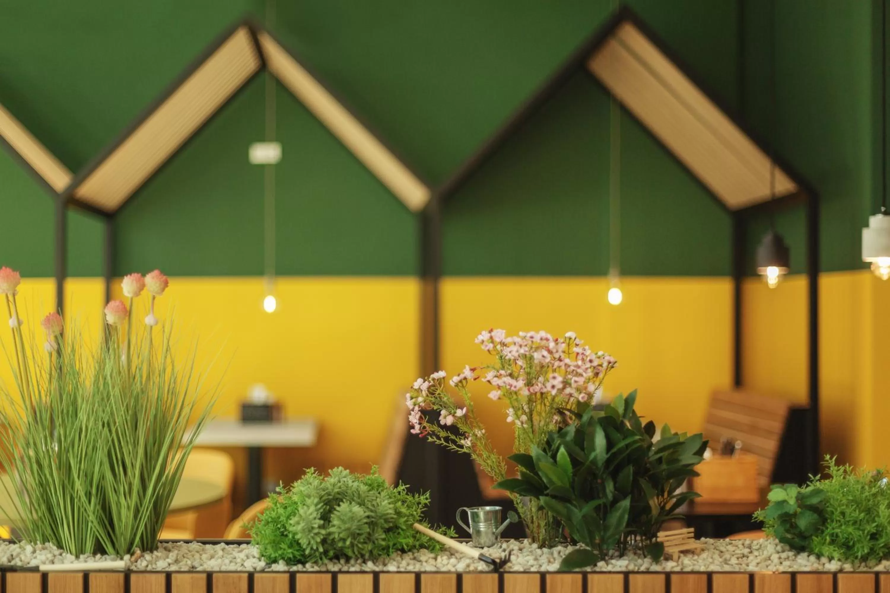 Restaurant/places to eat in Holiday Inn - the niu, Dwarf Berlin Schöneberg by IHG