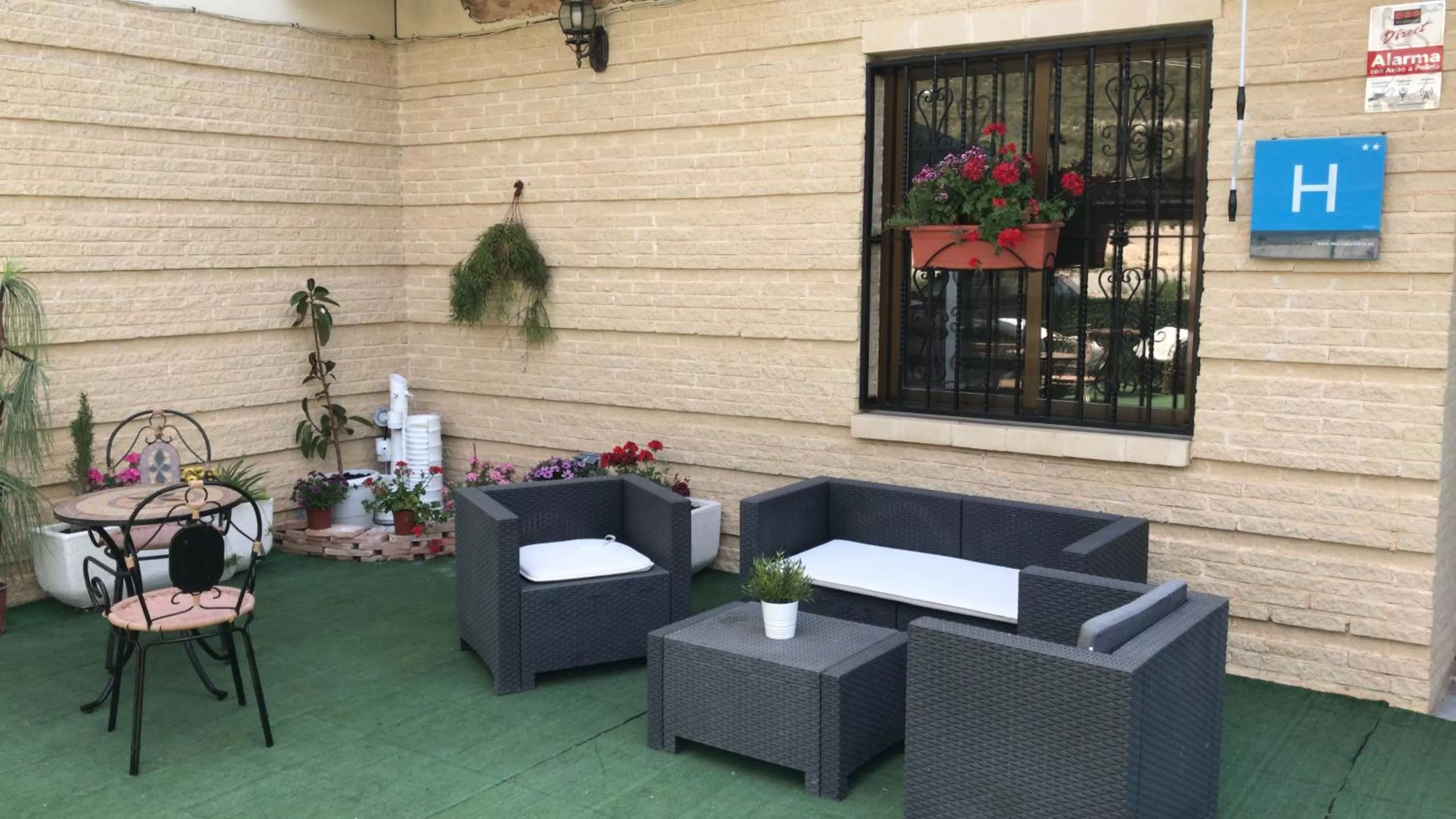 Patio in Hotel Argos