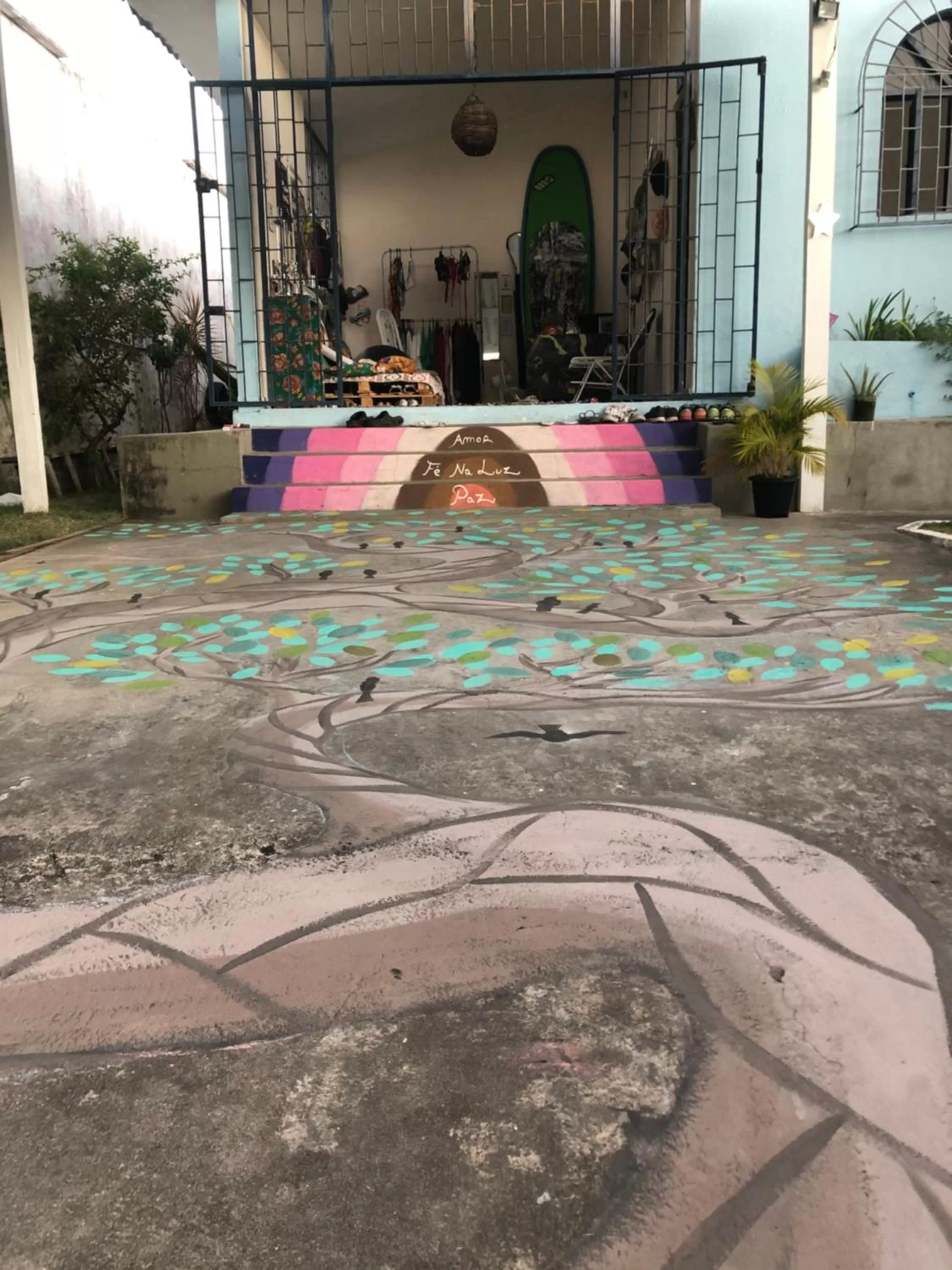 Facade/entrance in Hostel Das Canárias