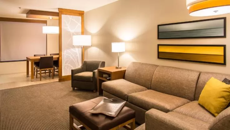 Living room in Hyatt Place Charlottesville