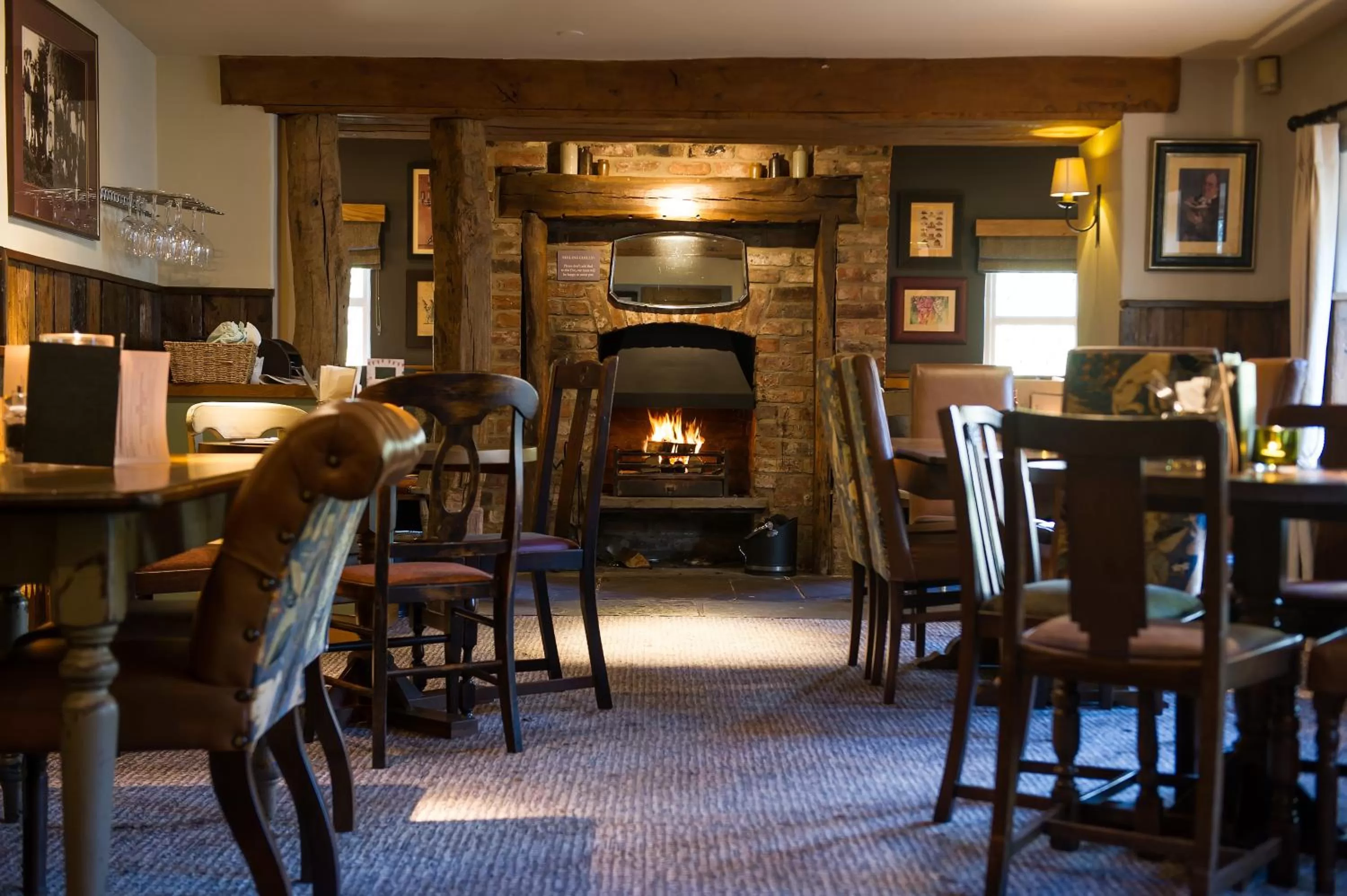 Food and drinks in The Foxglove by Innkeeper's Collection